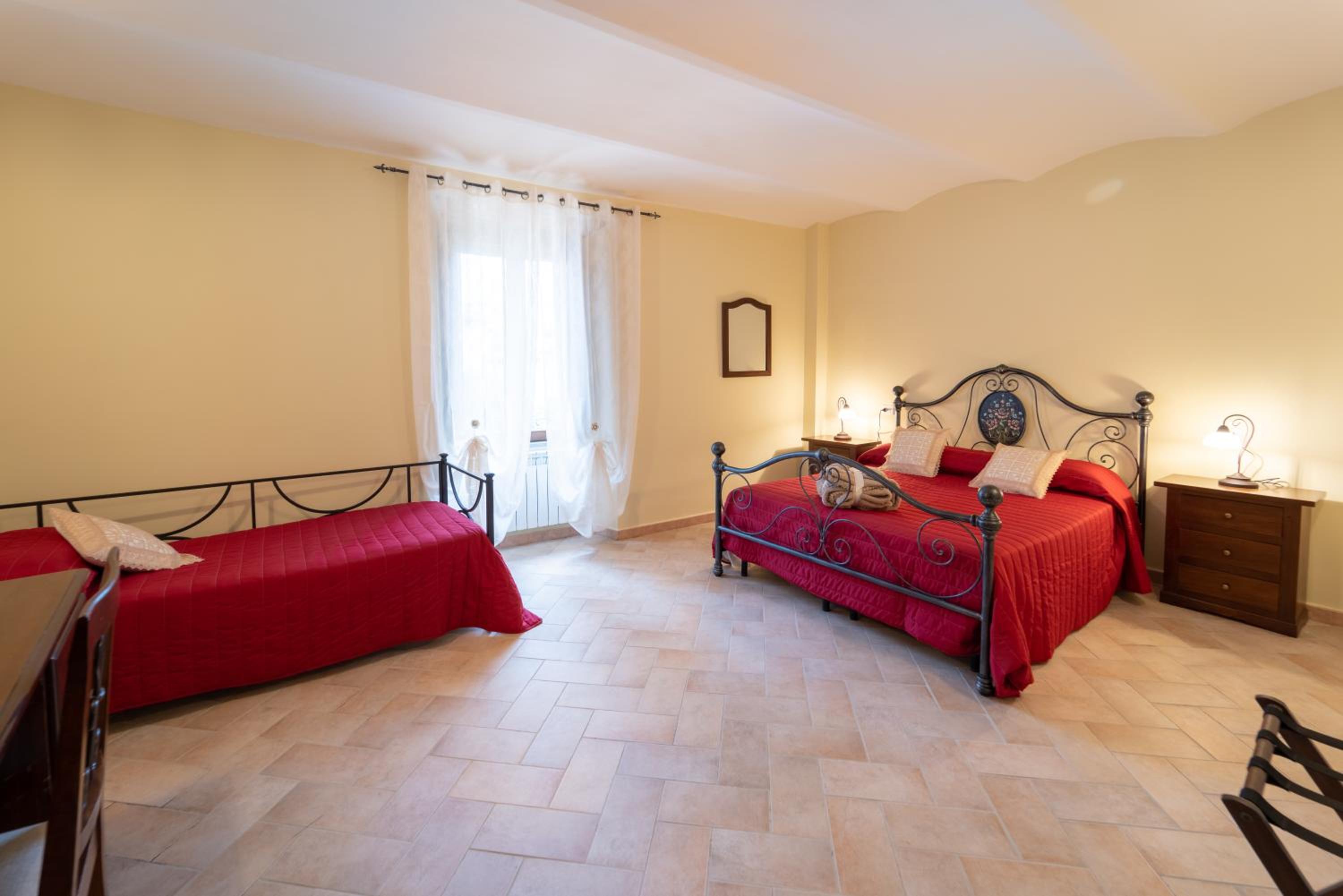 Superior Triple Room photo 3