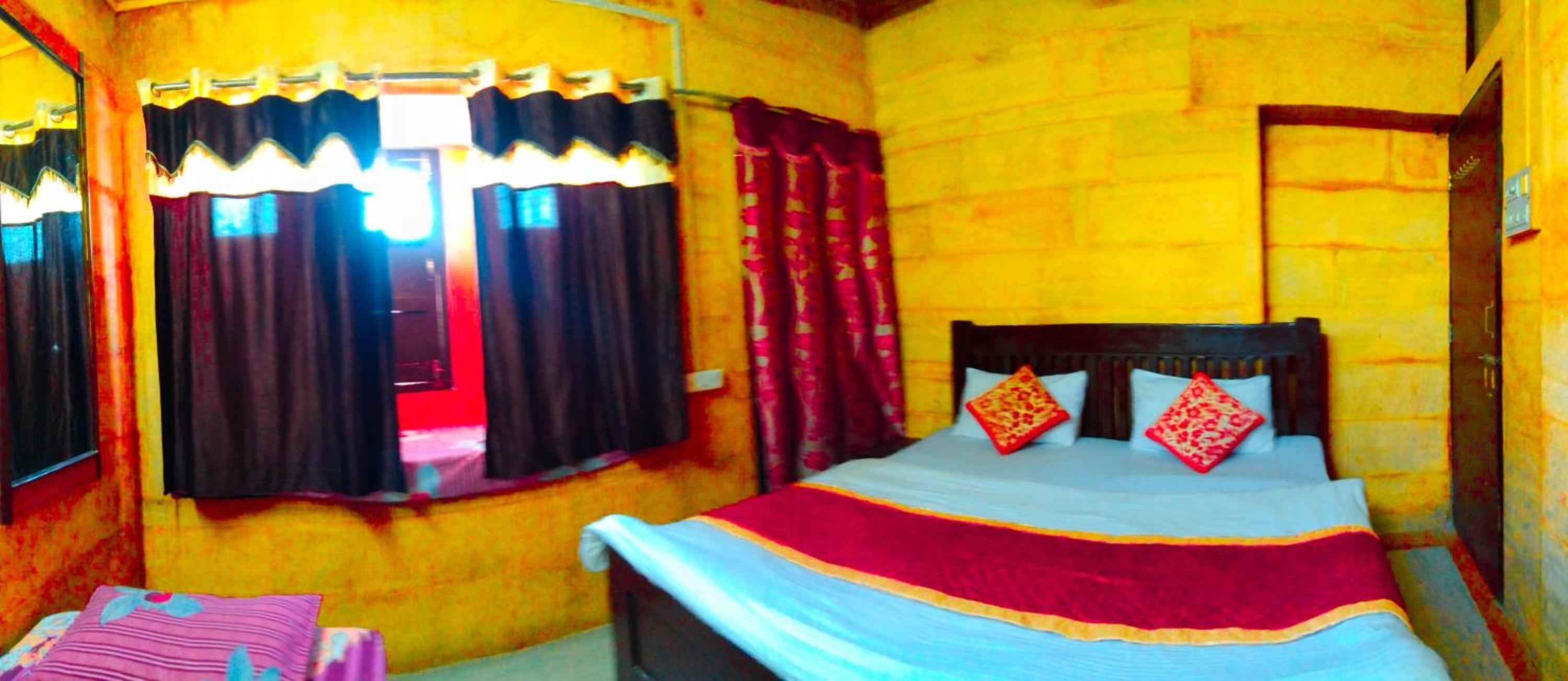 Deluxe Room - Photo 34