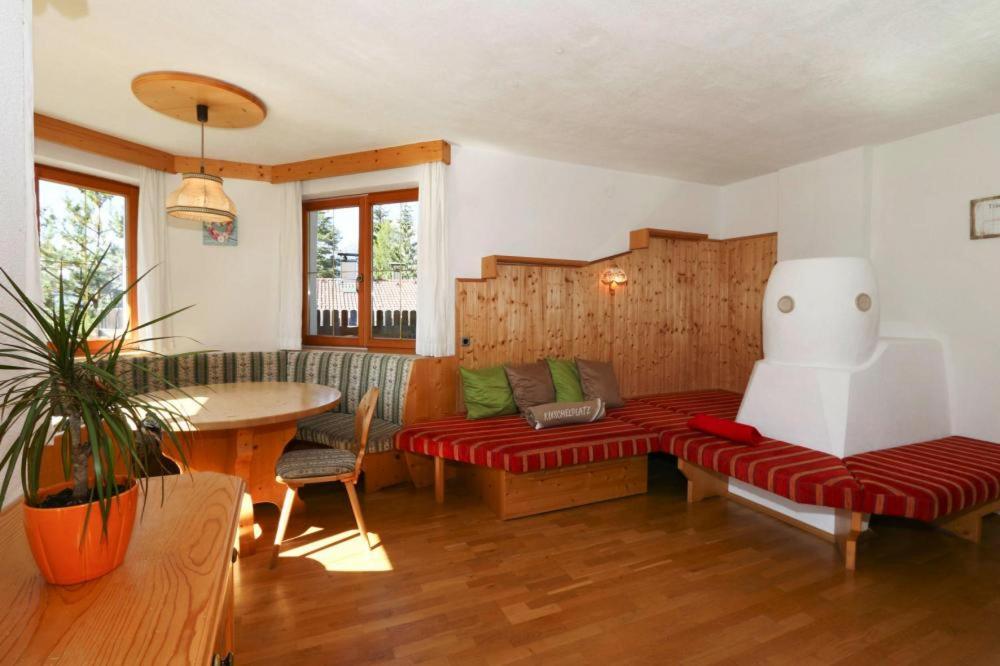 Four-Bedroom House photo 1