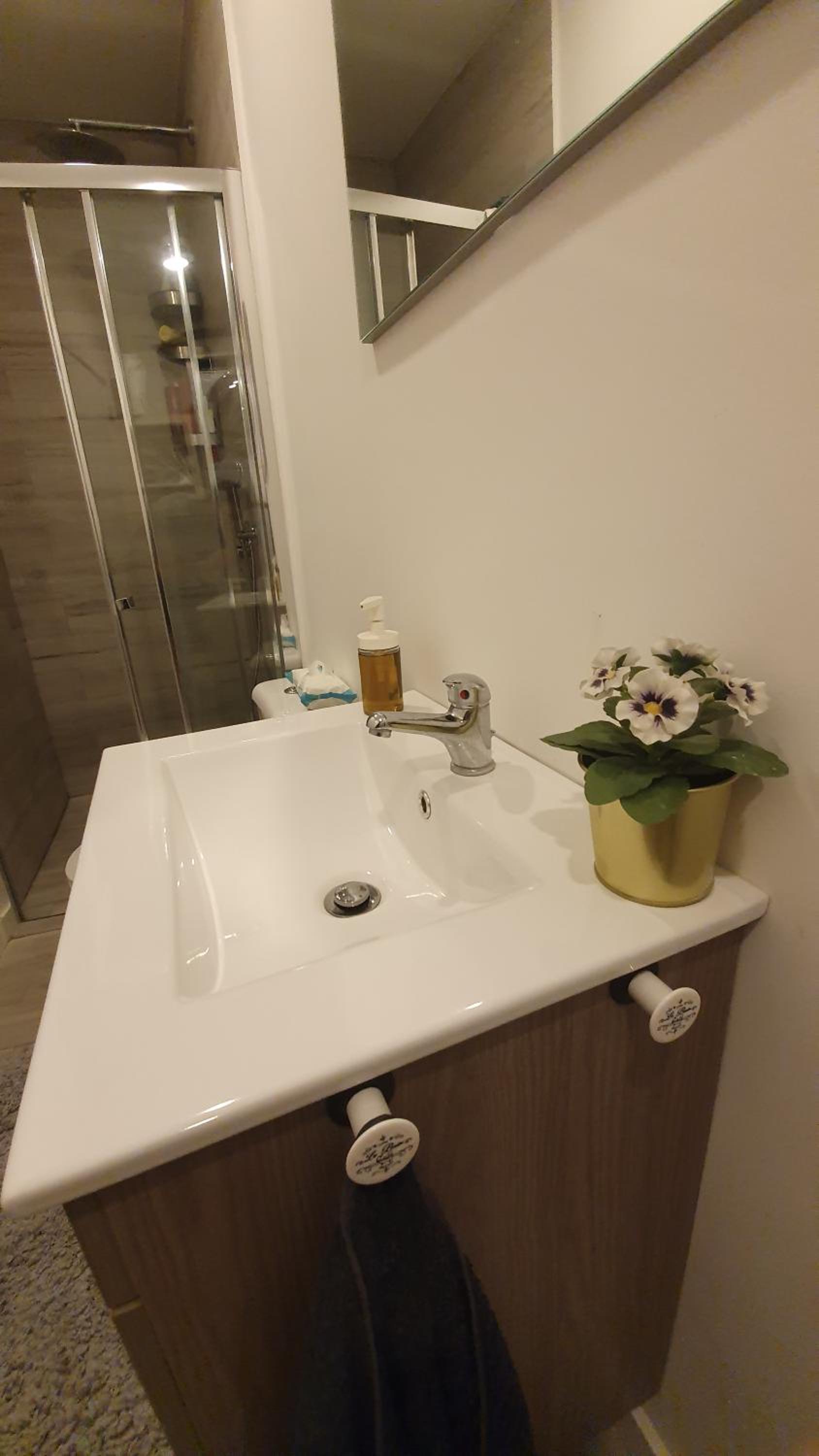 One-Bedroom Apartment - Photo 25