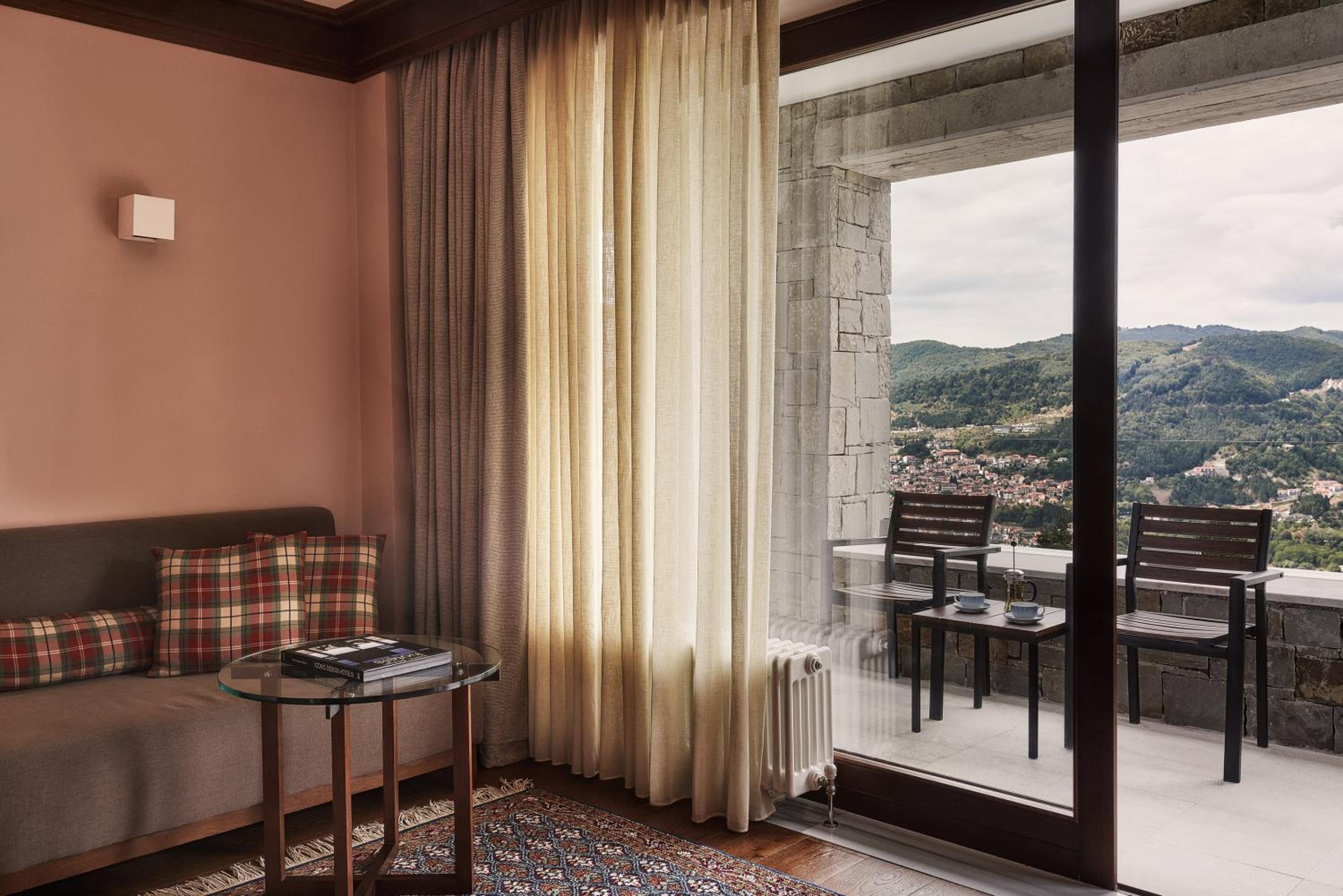 Premium Suite with Mountain View photo 2