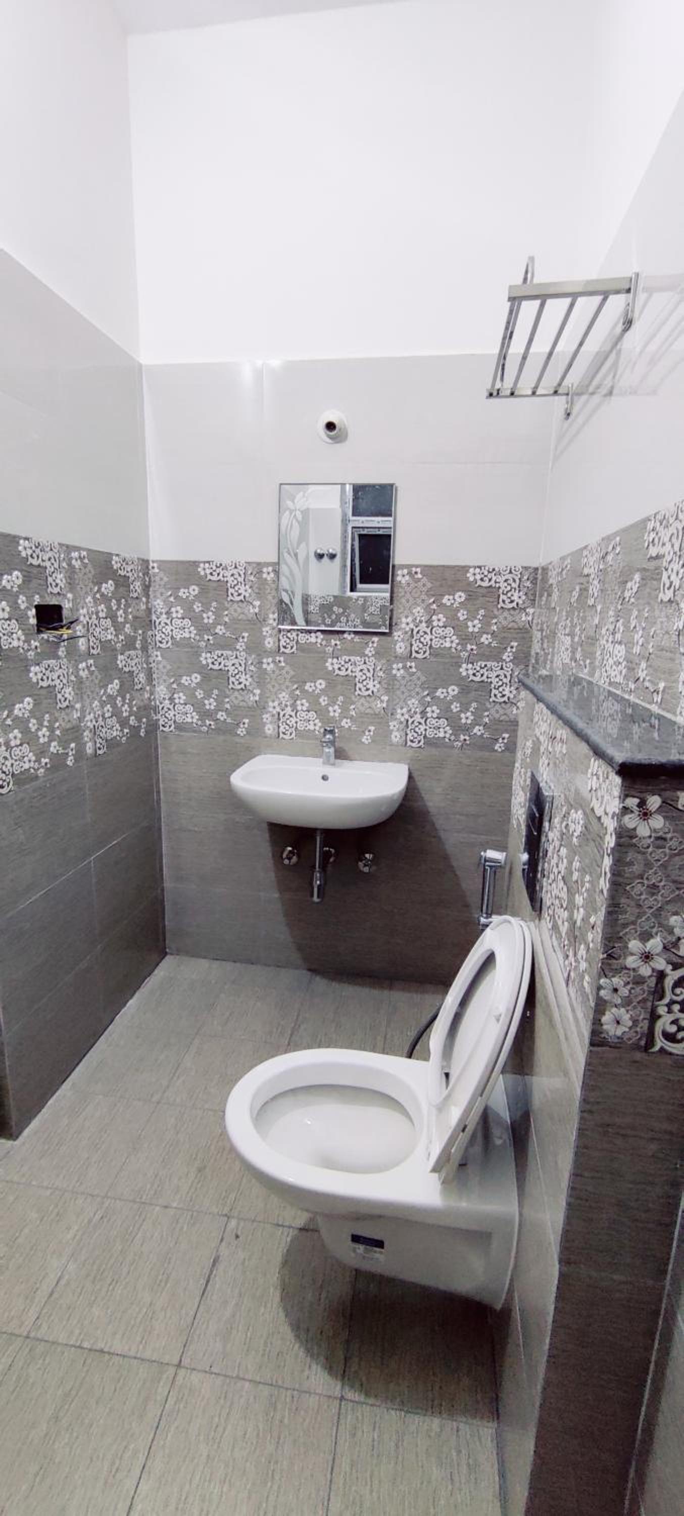 Three-Bedroom Apartment - Photo 7