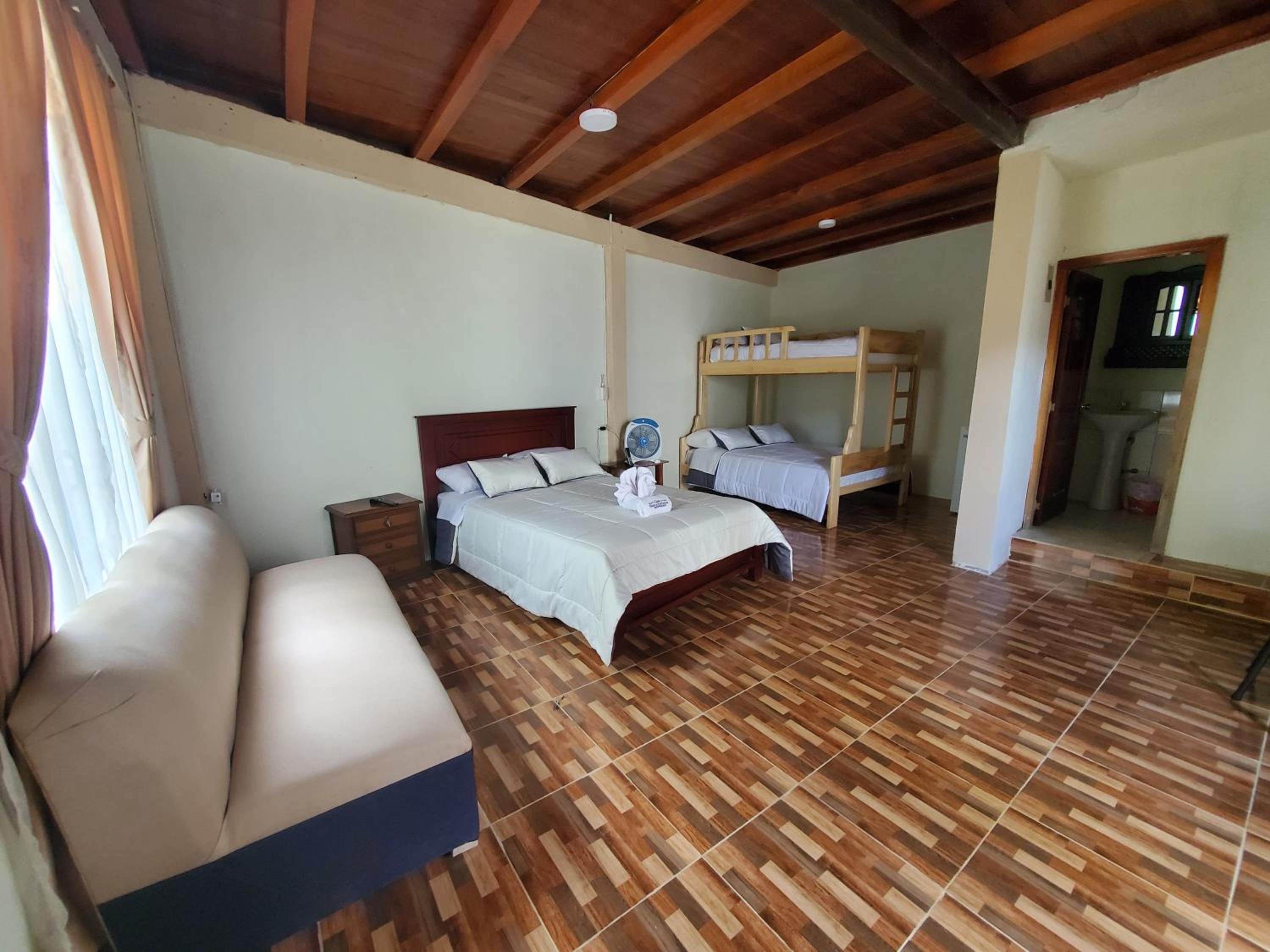 Triple Room photo 1