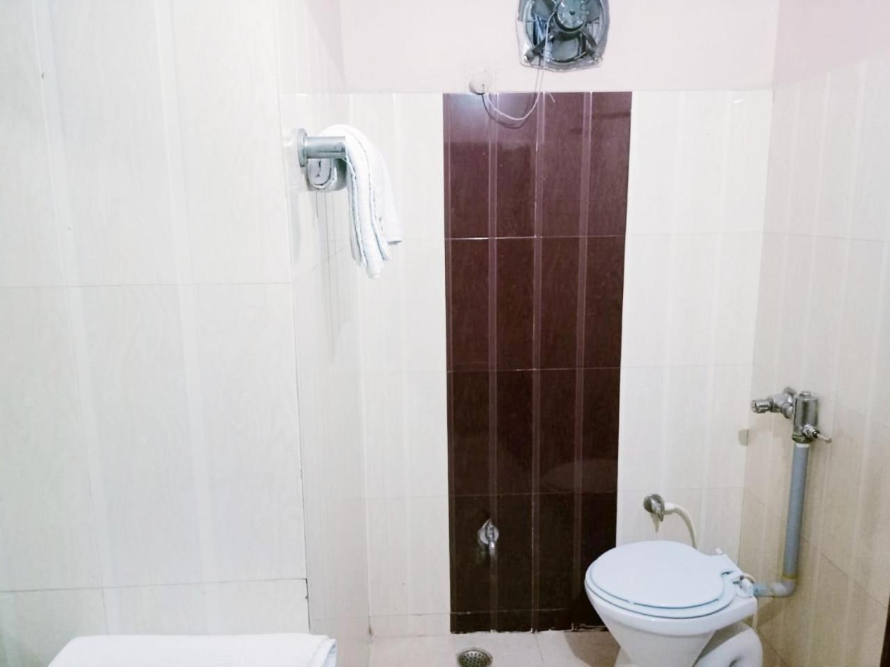 Standard Triple Room - Photo 3