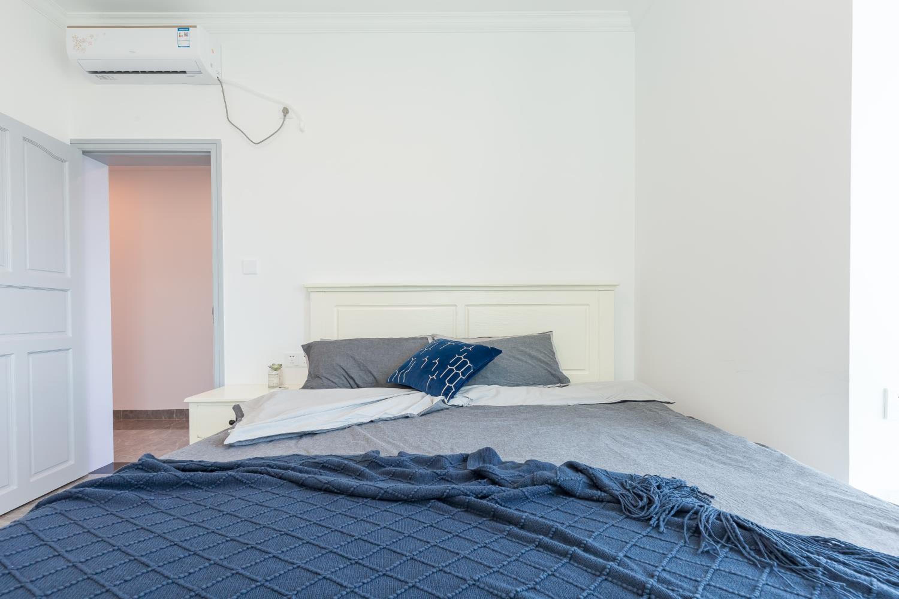 Deluxe Suite with Sea View - Photo 101