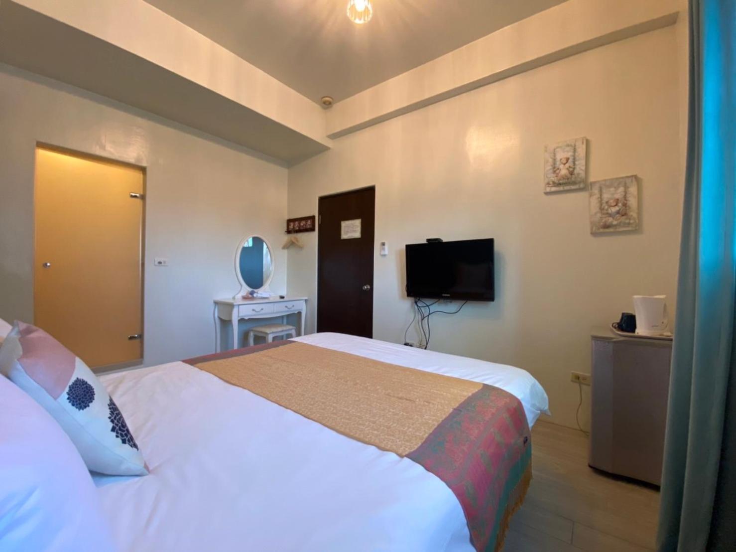 Double Room with Private Bathroom photo 2