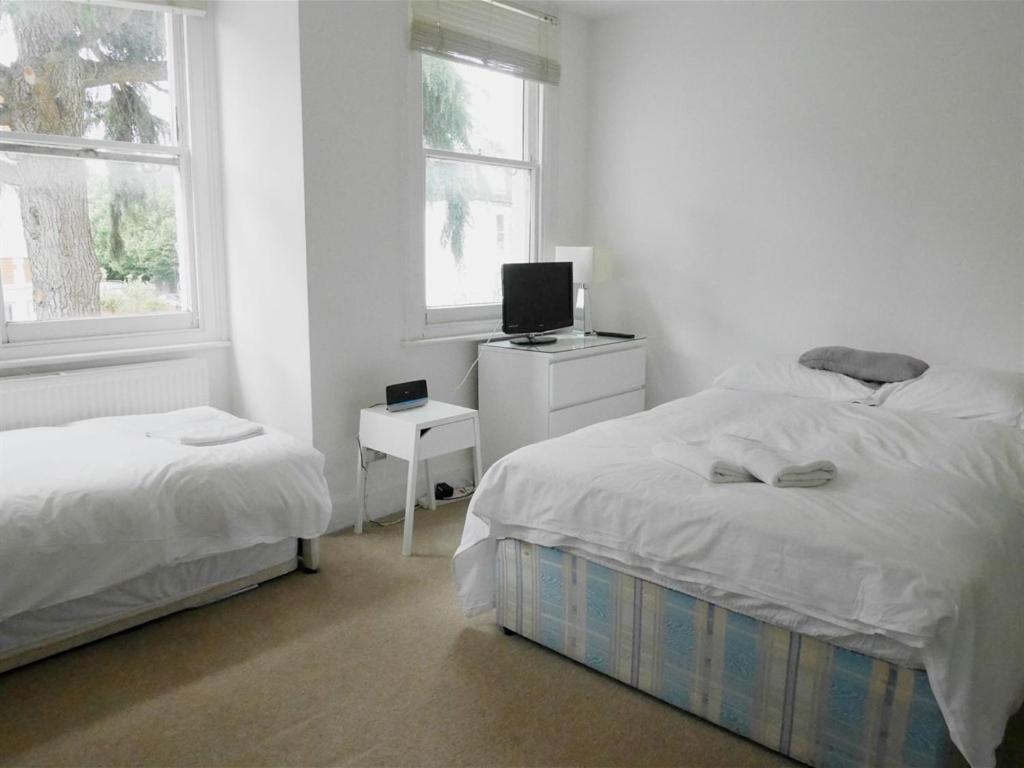 Standard Triple Room photo 2