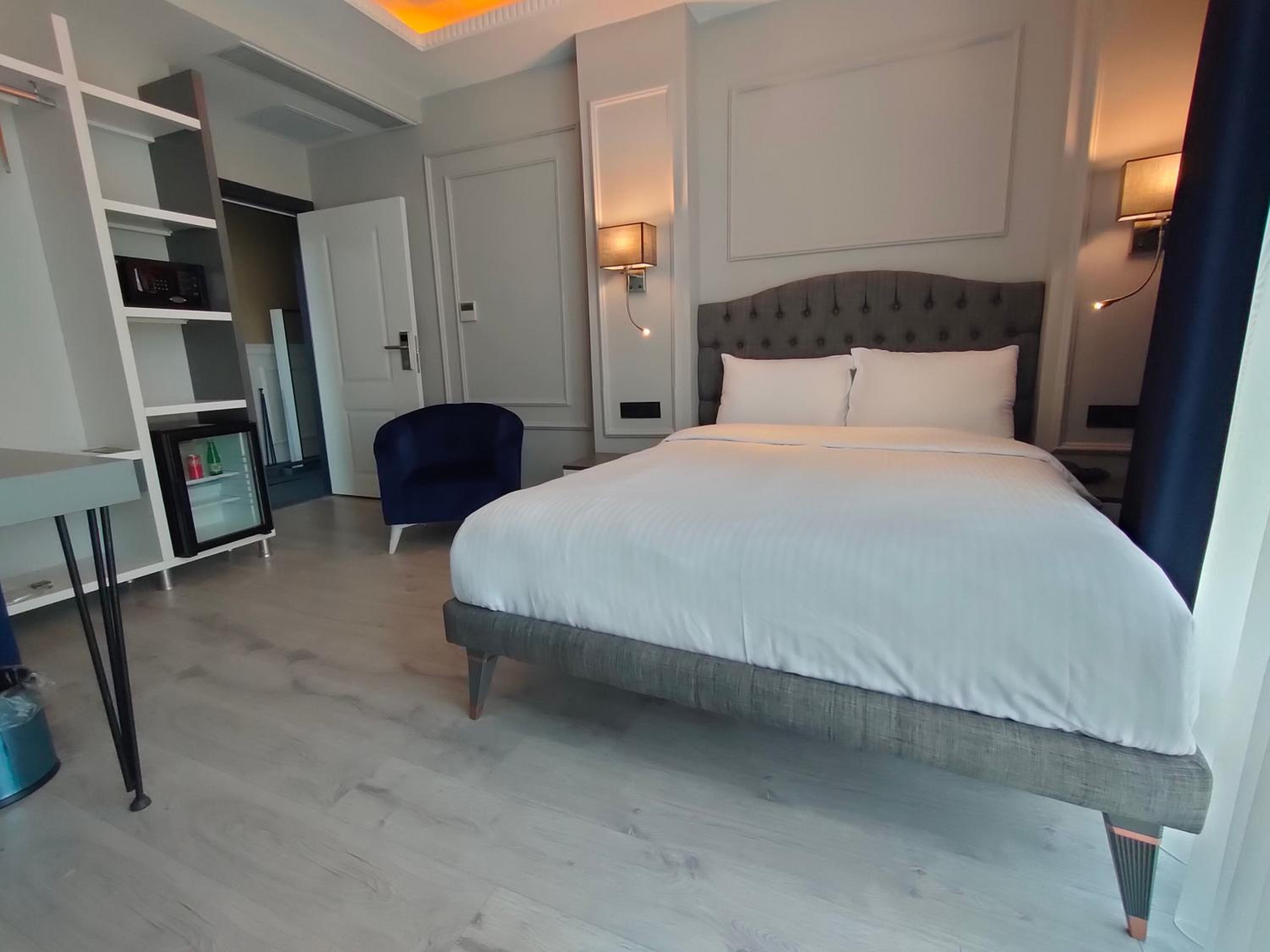 Deluxe Double Or Twin Room photo 1