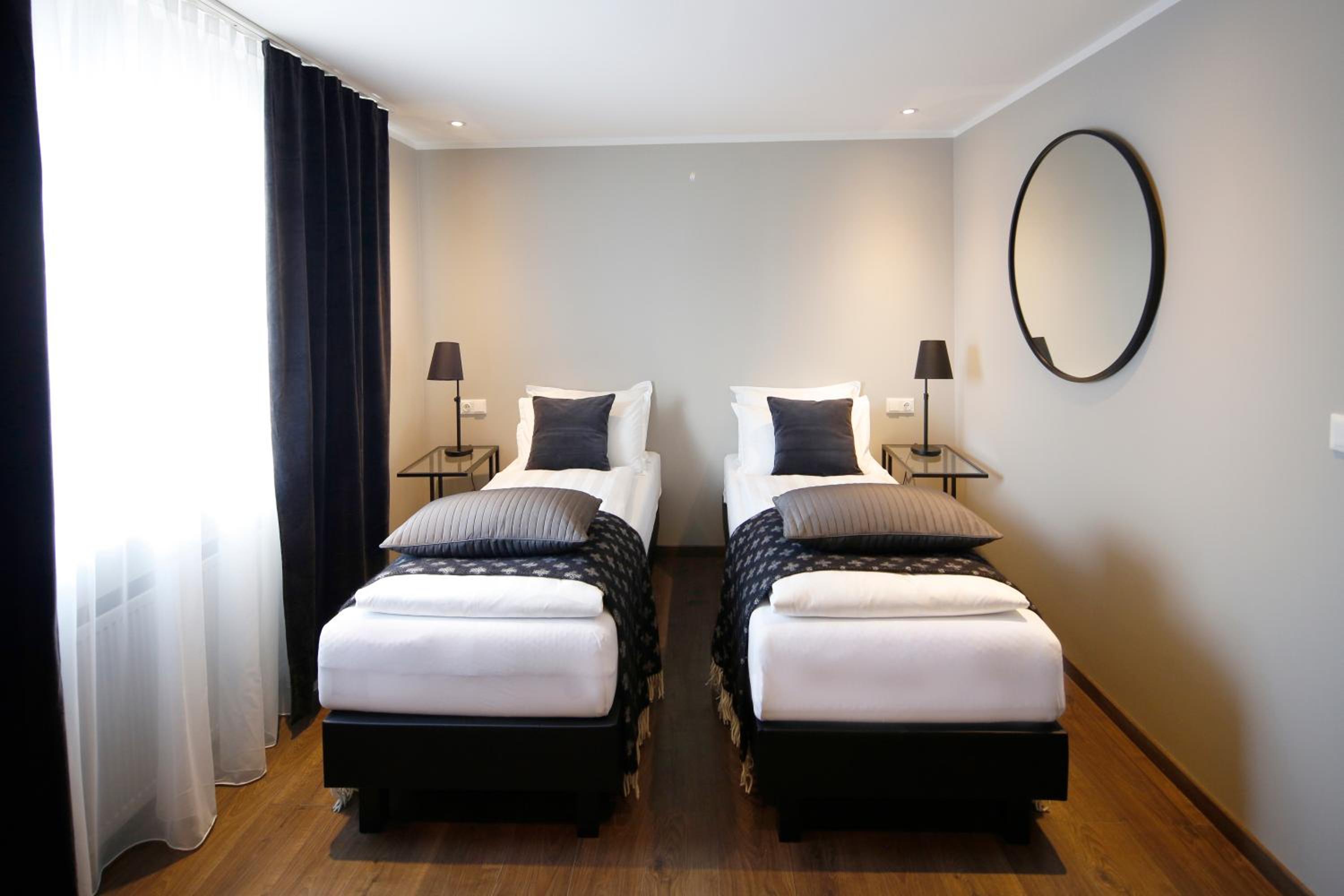 Double or Twin Room with Private Bathroom photo 2