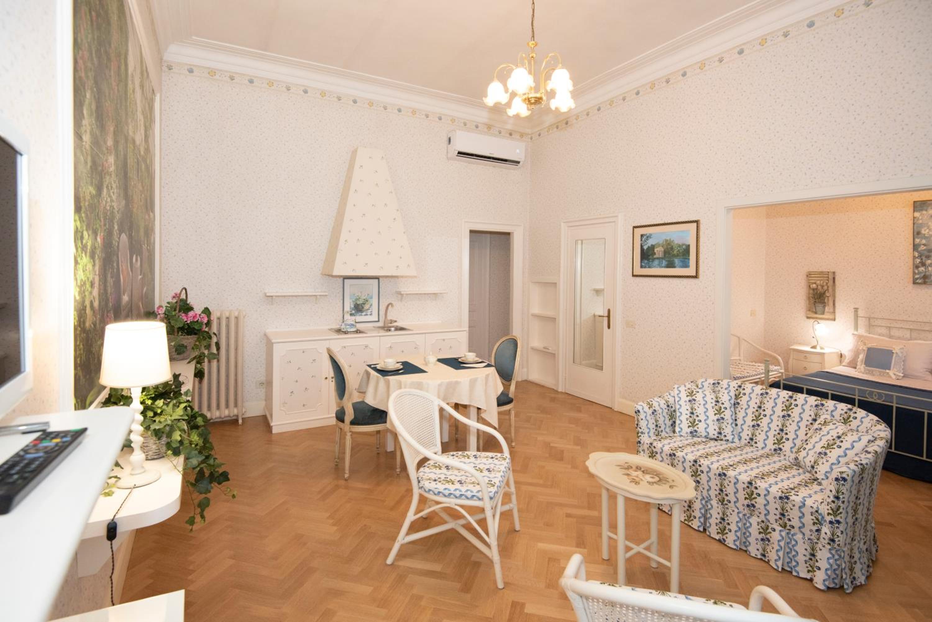 Superior Double Room photo 1