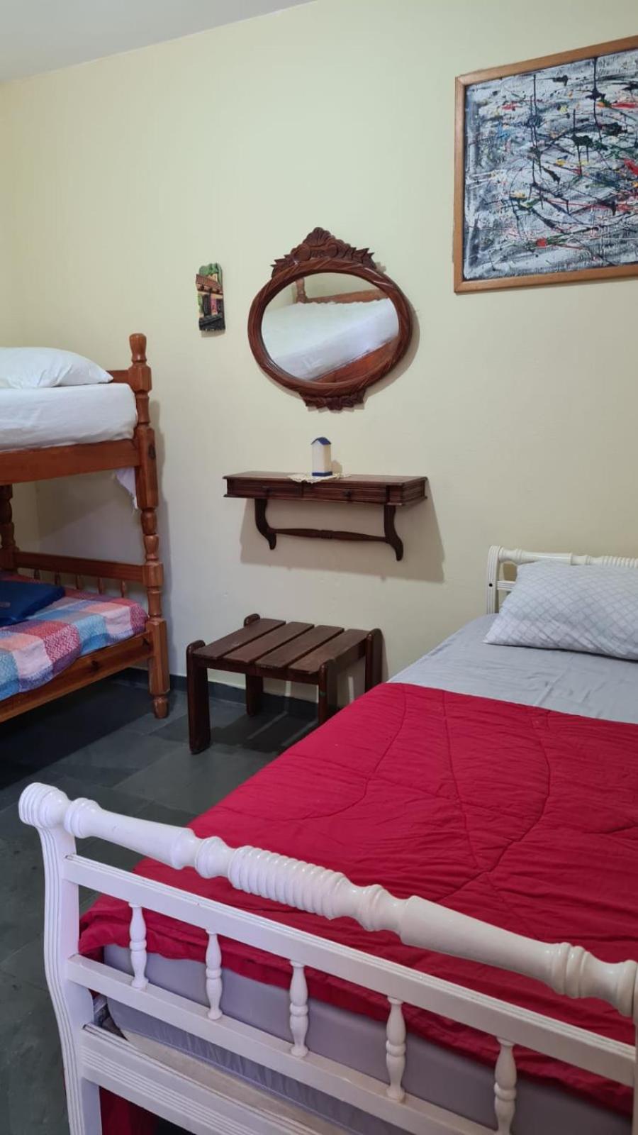 Large Double Room - Photo 1