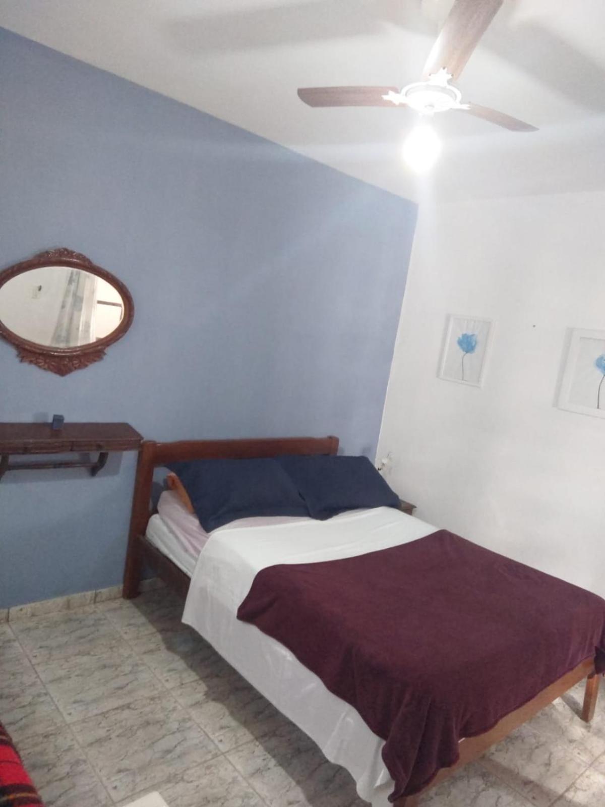Double Room with Balcony - Photo 9