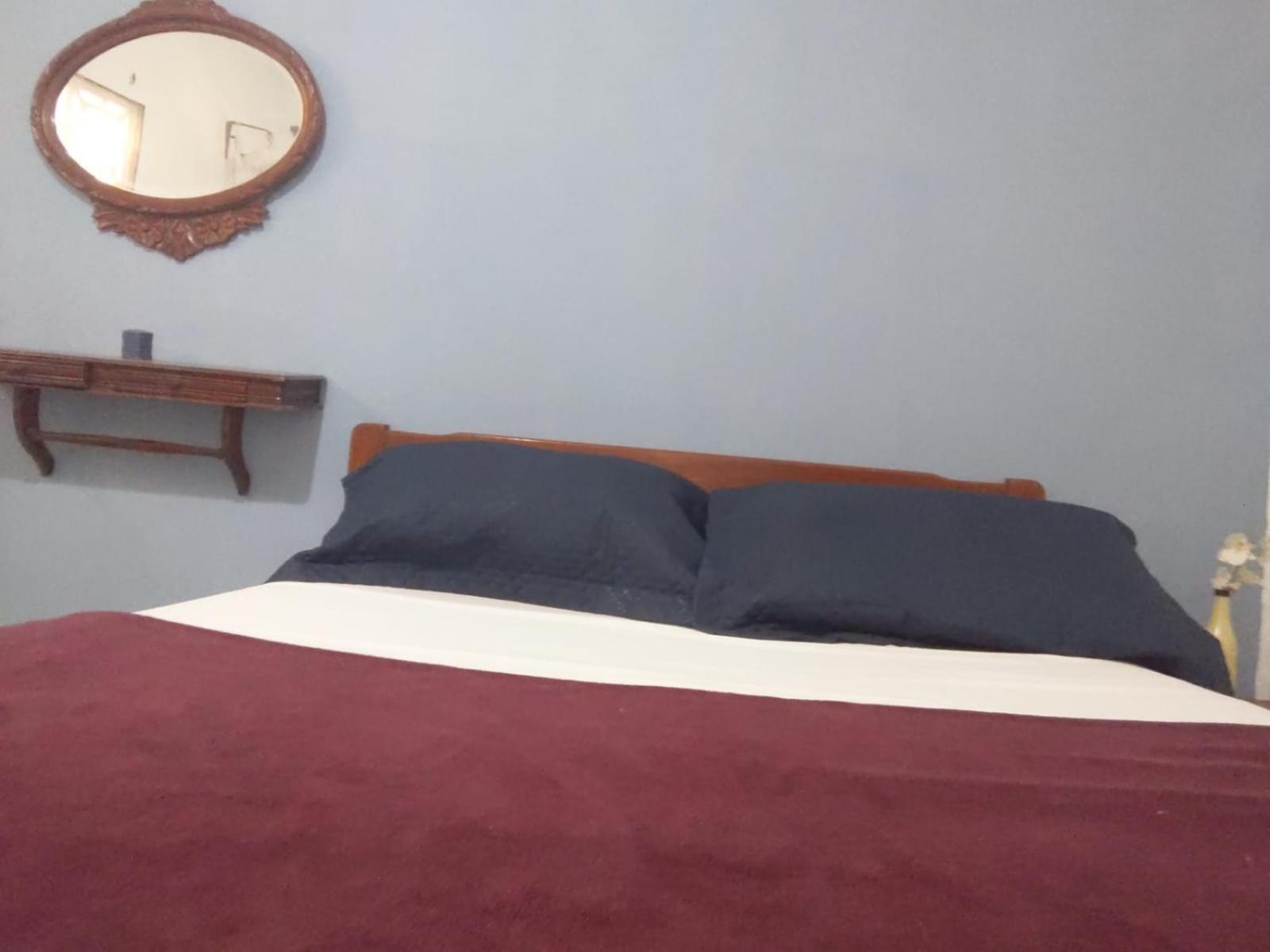 Double Room with Balcony - Photo 8