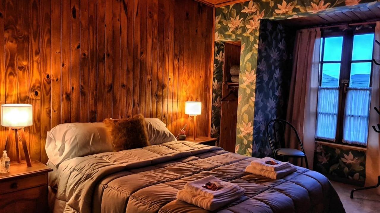 Standard Queen Room photo 2