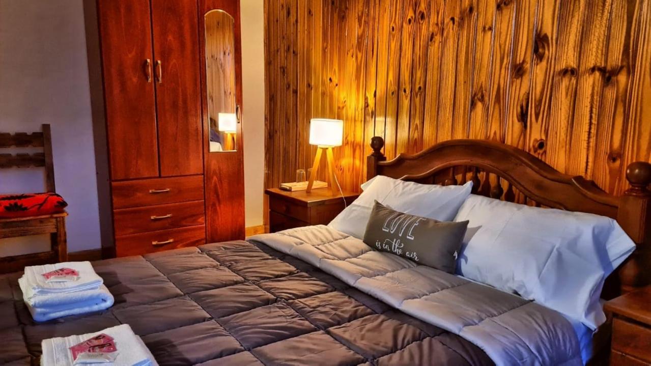 Standard Queen Room photo 3