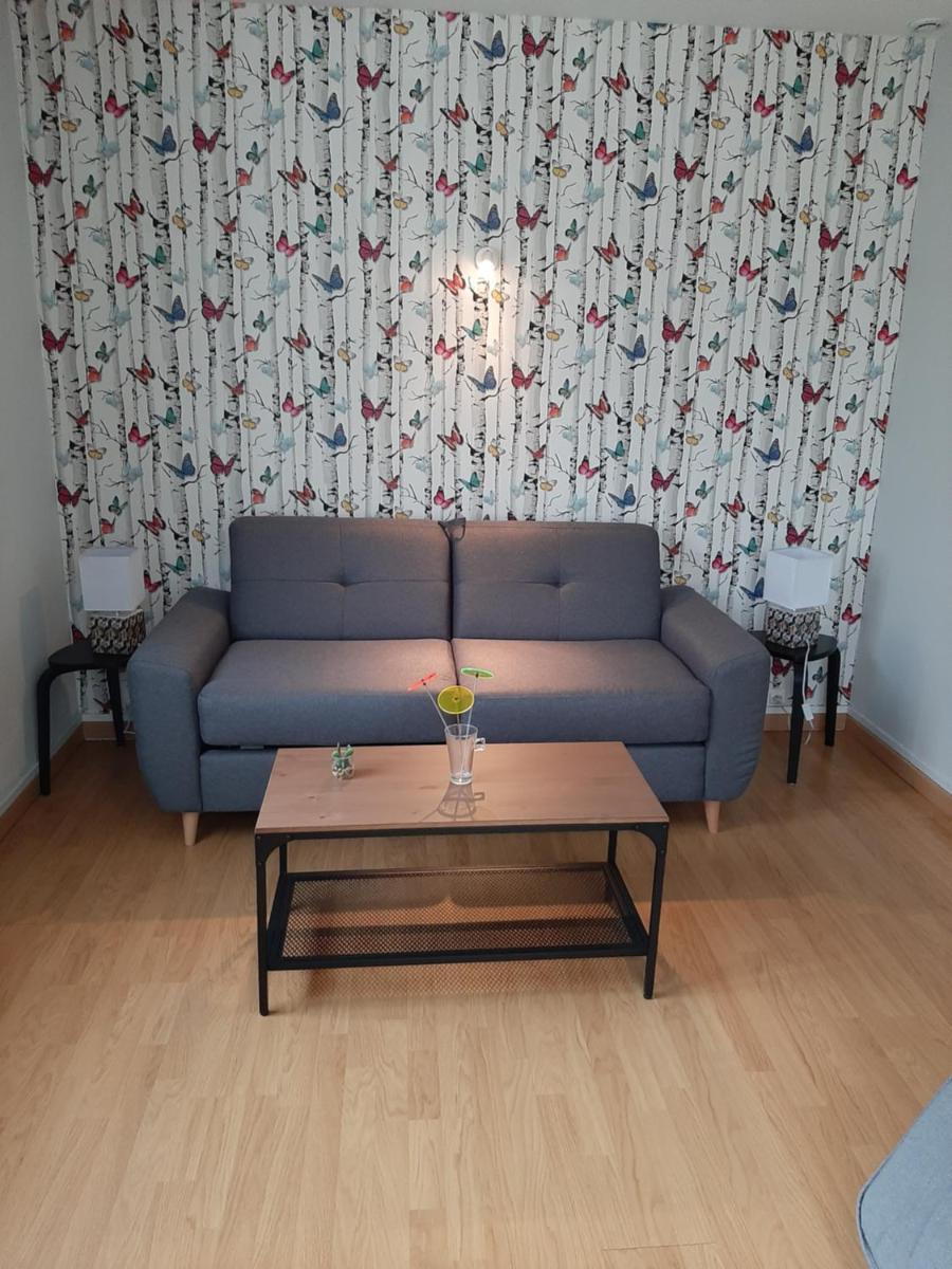 Family Room with Private Bathroom - Photo 13