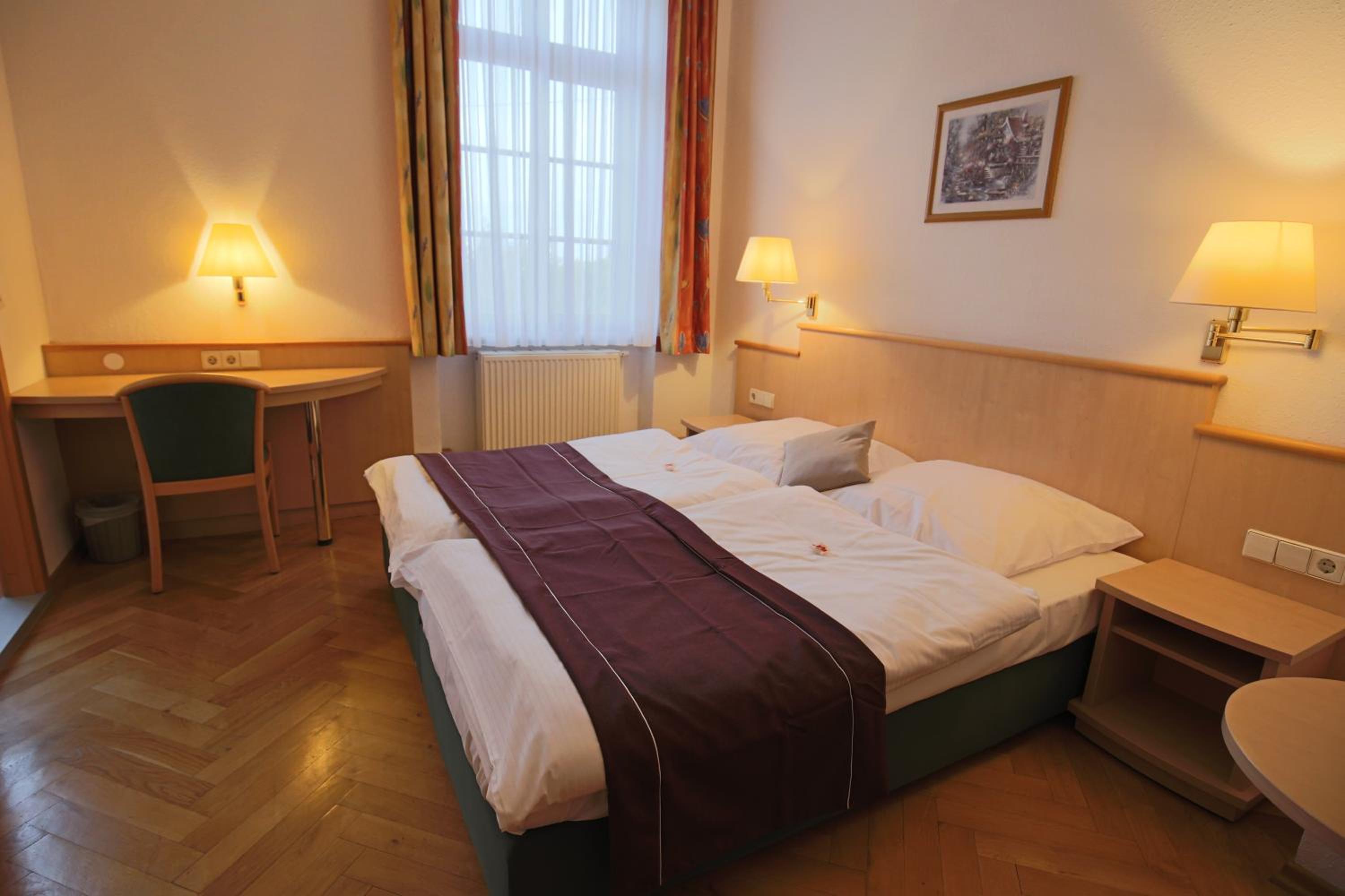 Standard Double Room photo 2