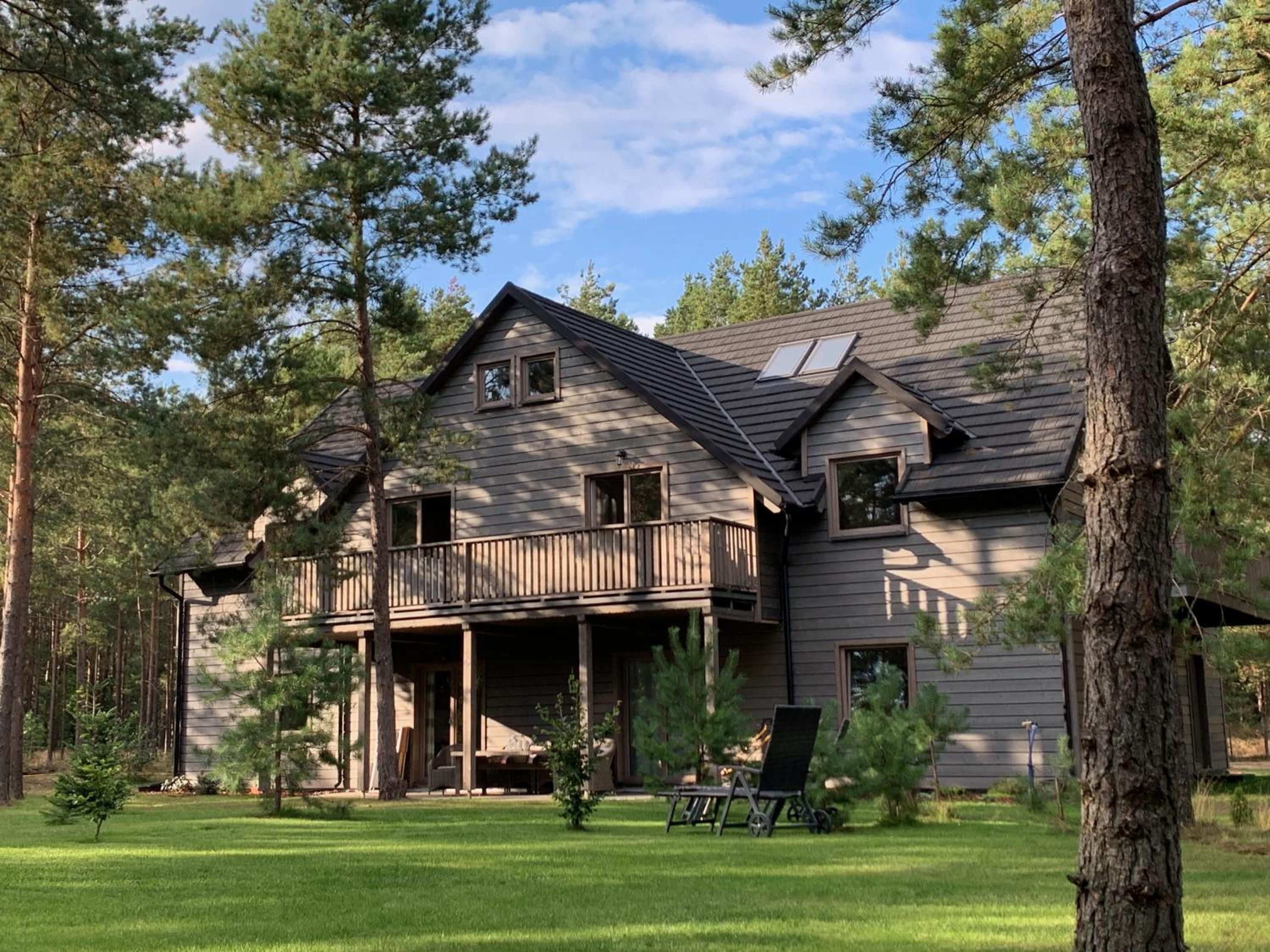 Villa photo 1