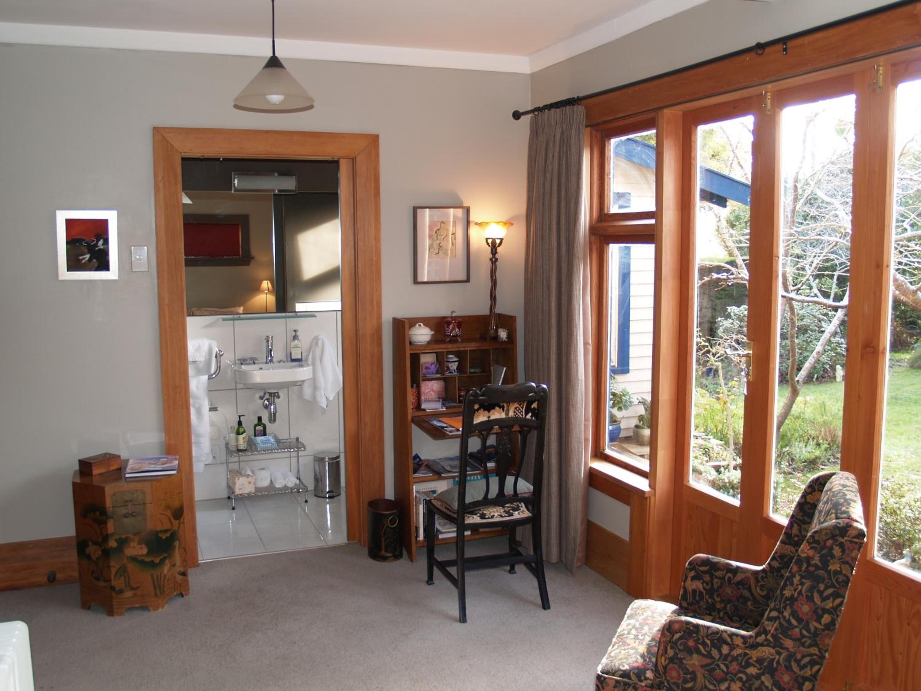 Deluxe Queen Room photo 2