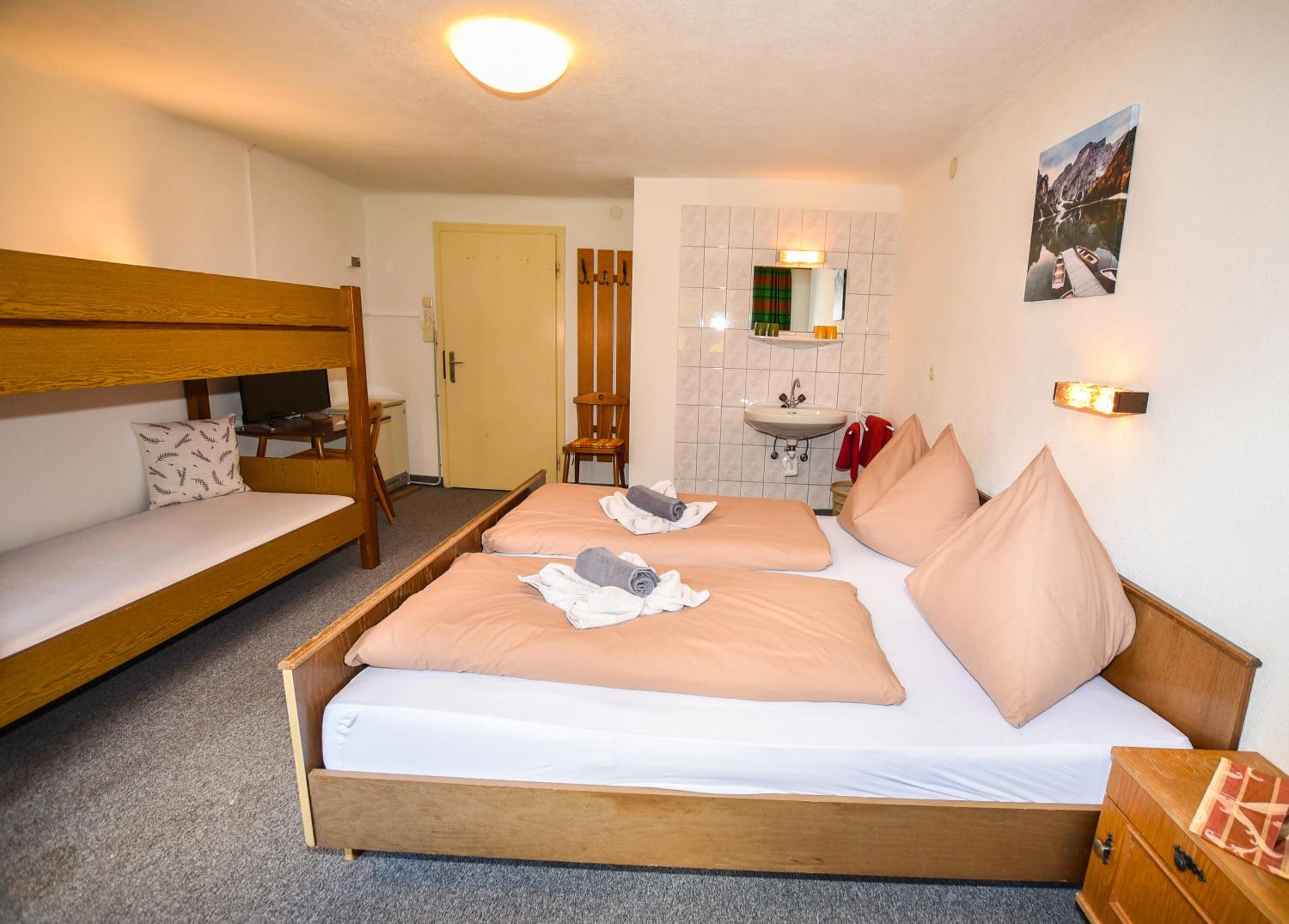 Quadruple Room with Shared Bathroom