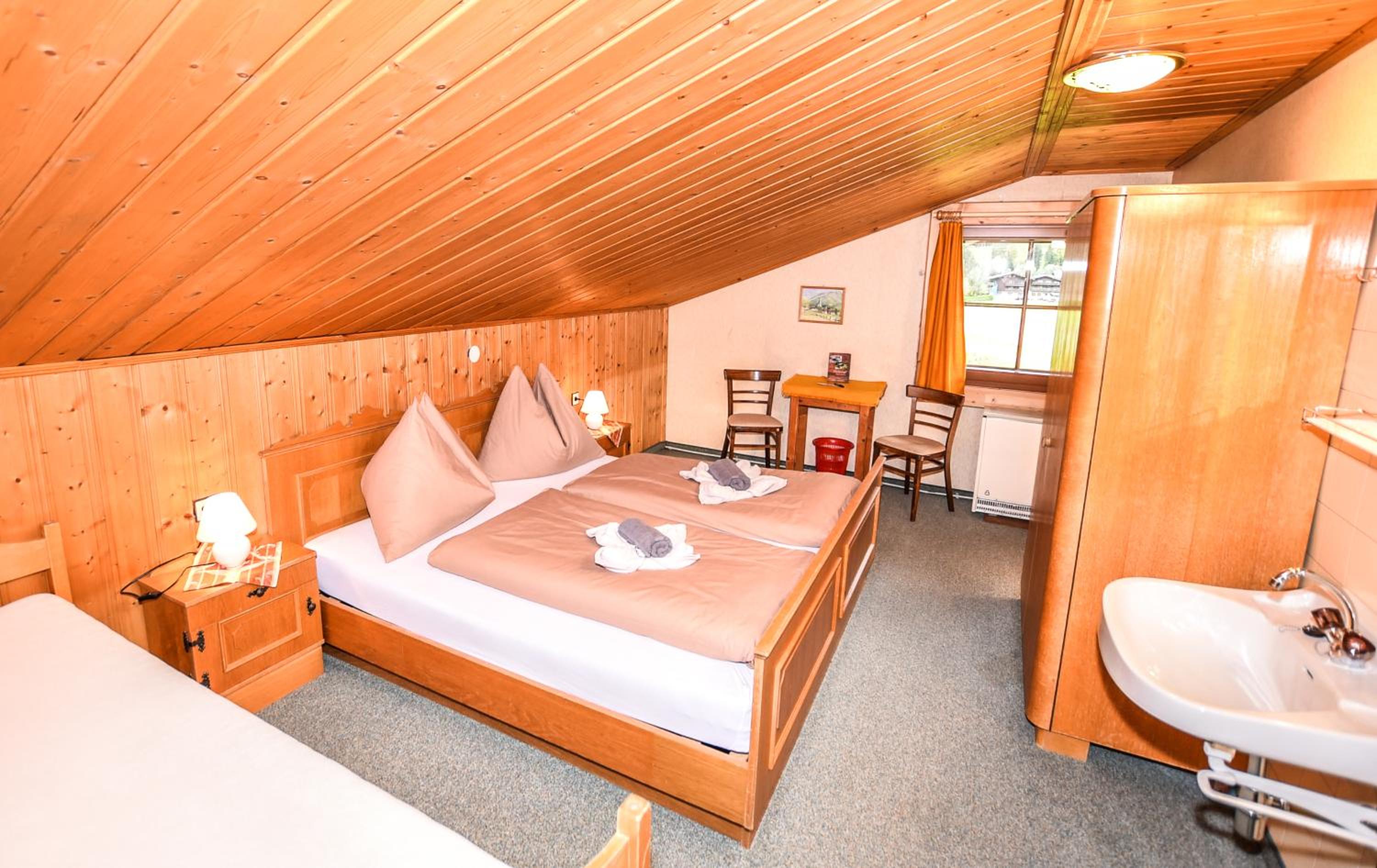 Double Room with Shared Bathroom