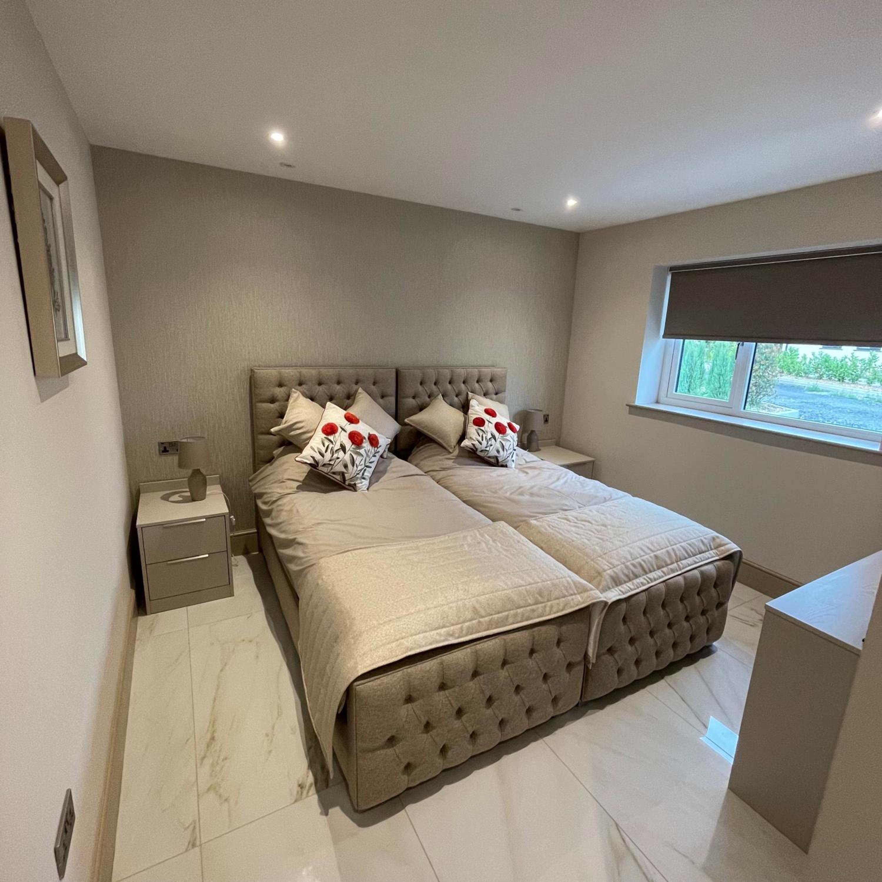 Two-Bedroom House photo 3