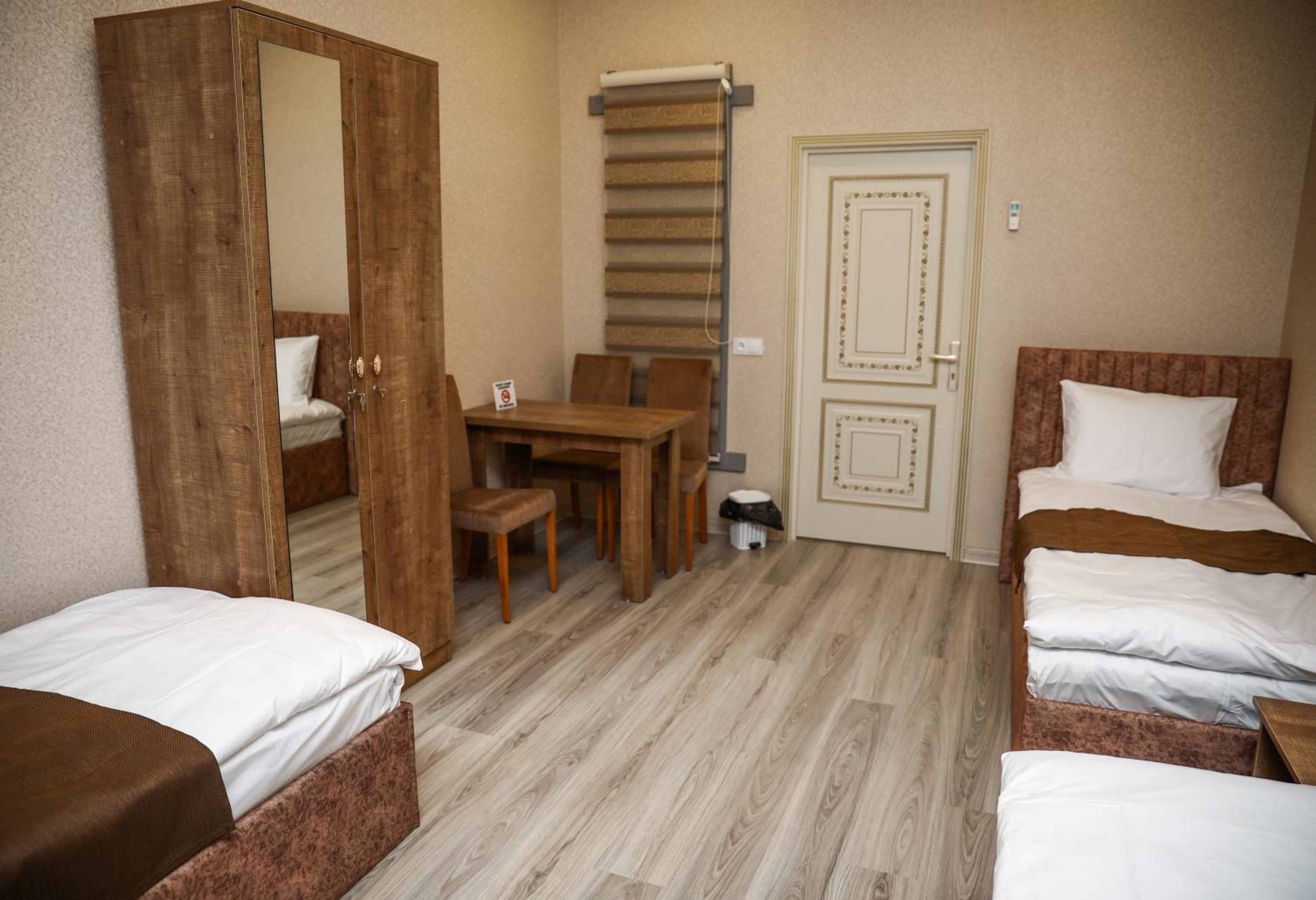 Triple Room with Shared Bathroom photo 3