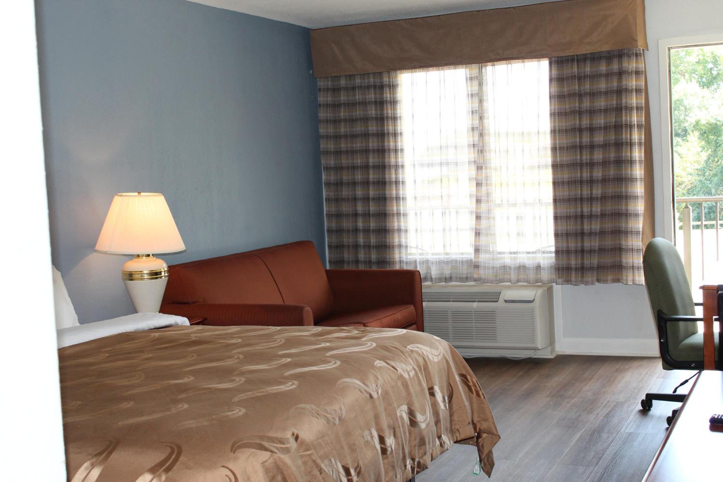 King Room Lake Front - Non Smoking/Top Floor - Photo 7