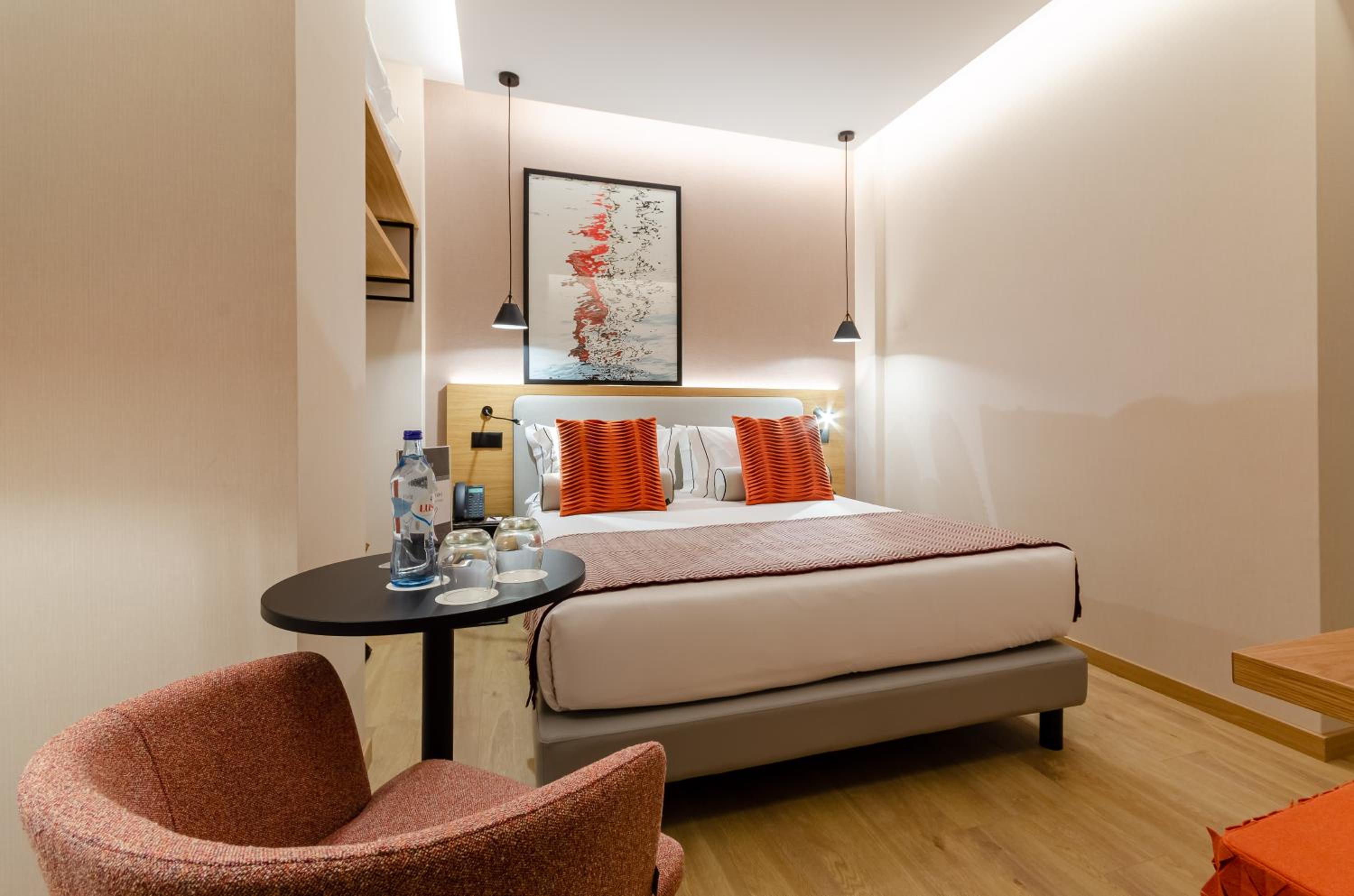 Standard Double or Twin Room - Photo 33