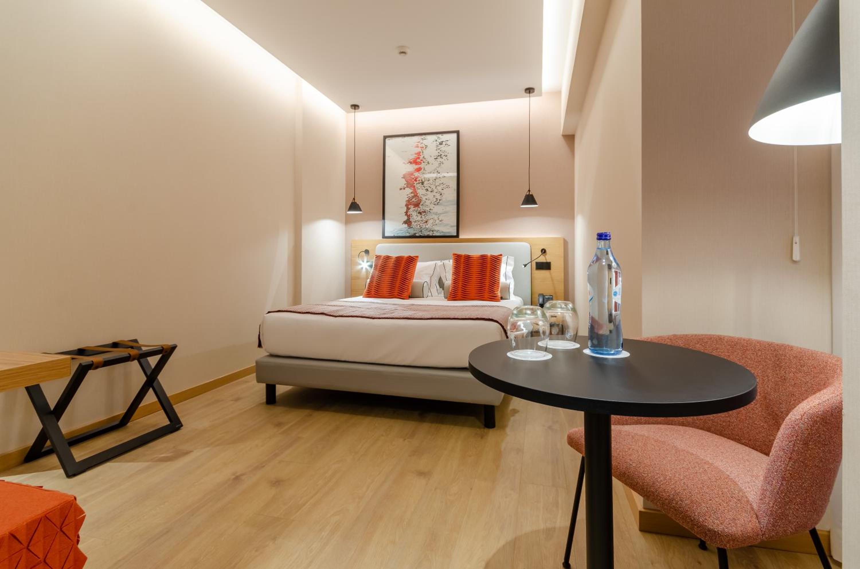 Standard Double or Twin Room - Photo 28