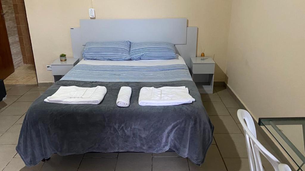 One-Bedroom Suite - Photo 10