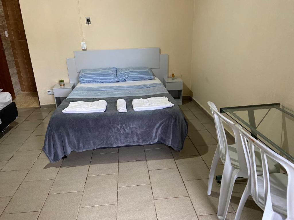 One-Bedroom Suite - Photo 12