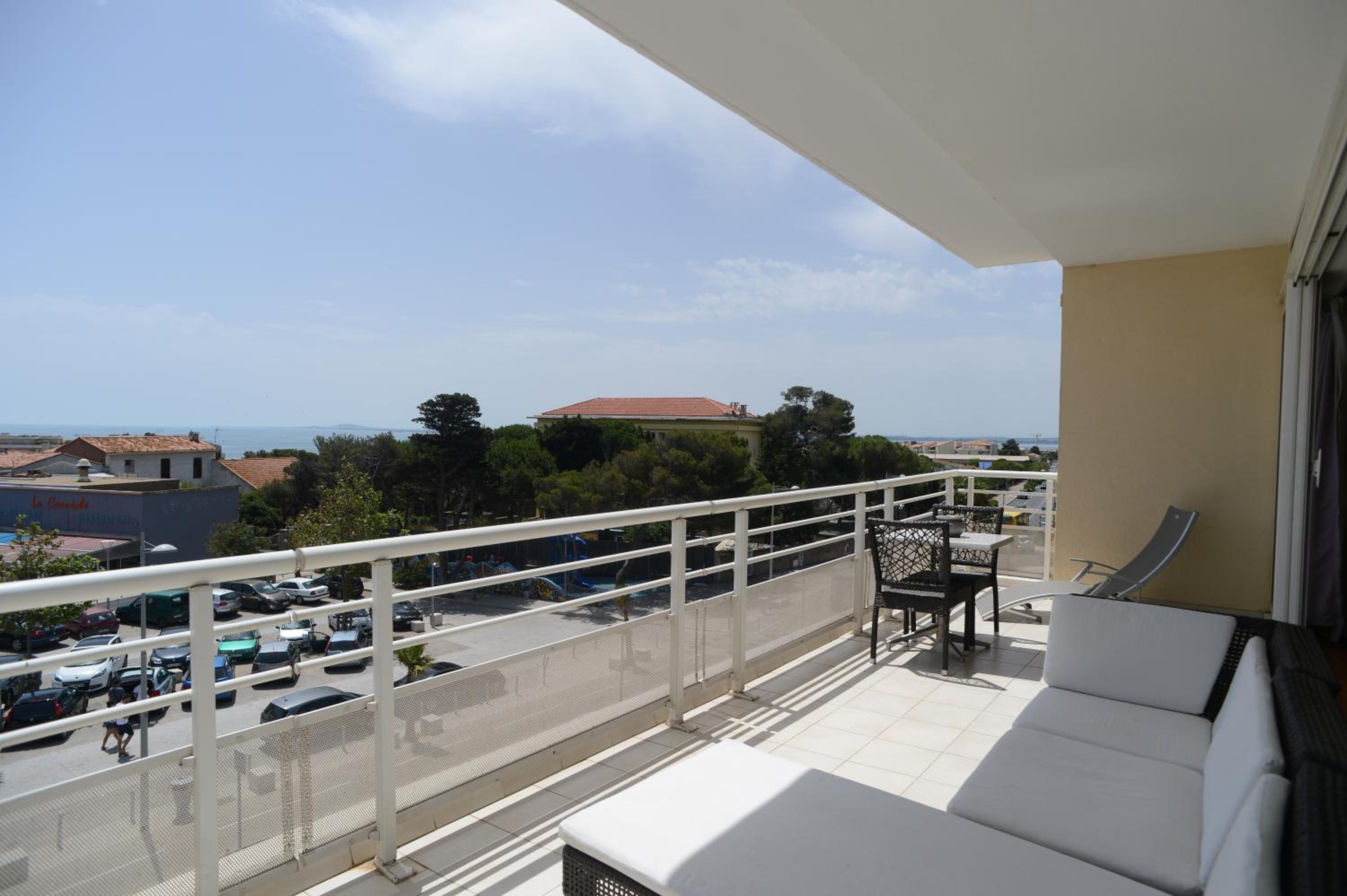 Imperial Suite with Terrace and Sea View photo 2