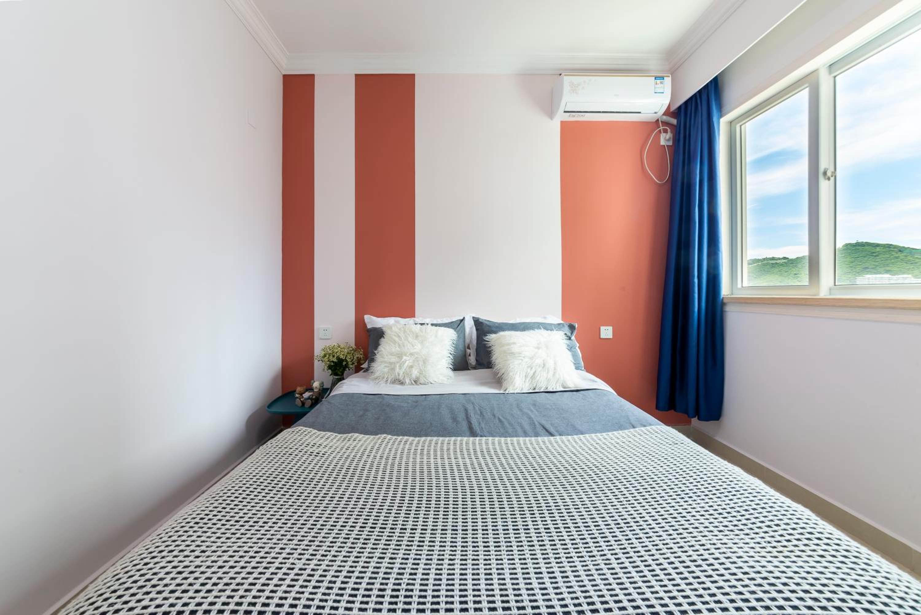Deluxe Suite with Sea View - Photo 46