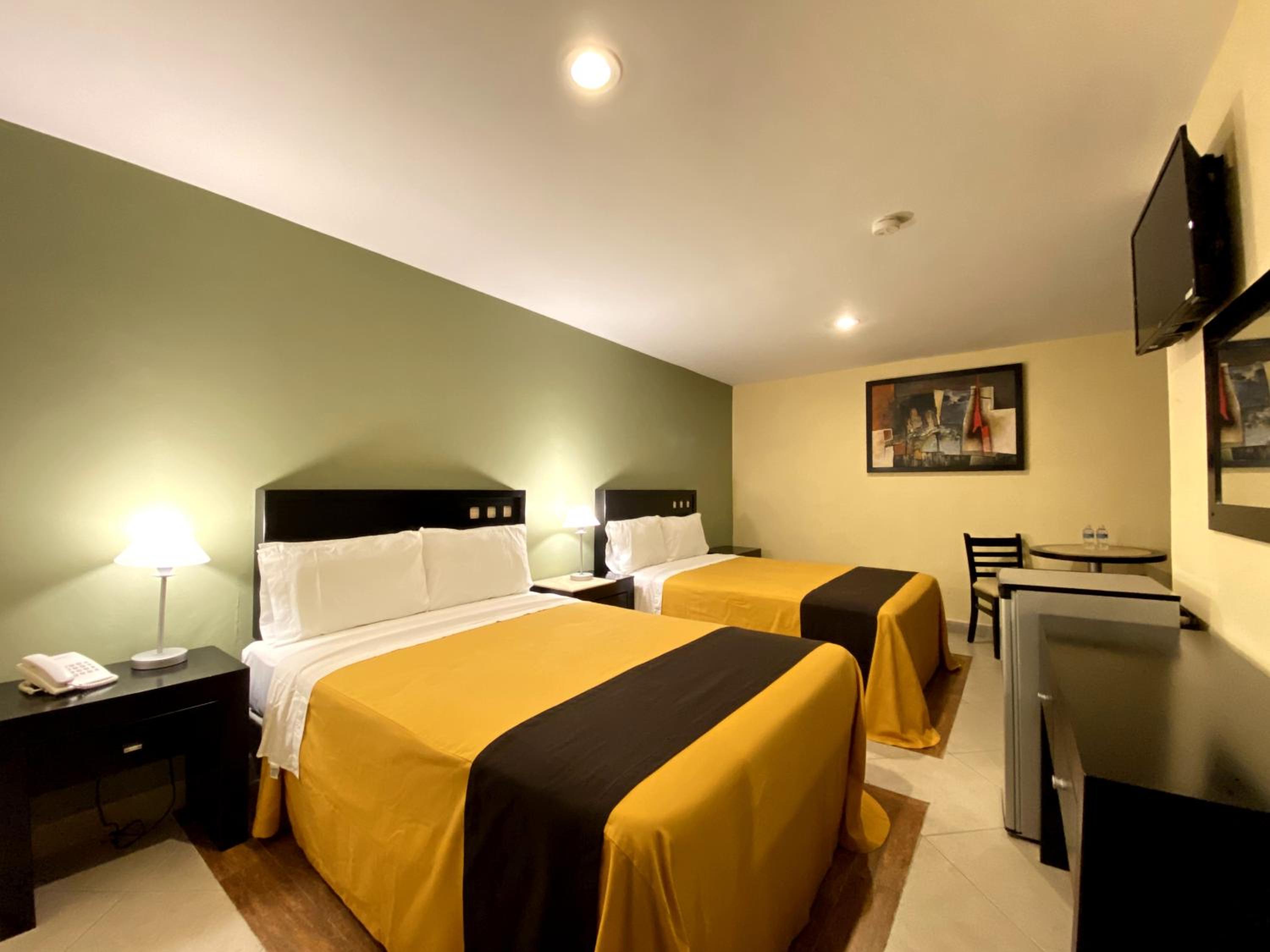 Twin Room - Photo 1