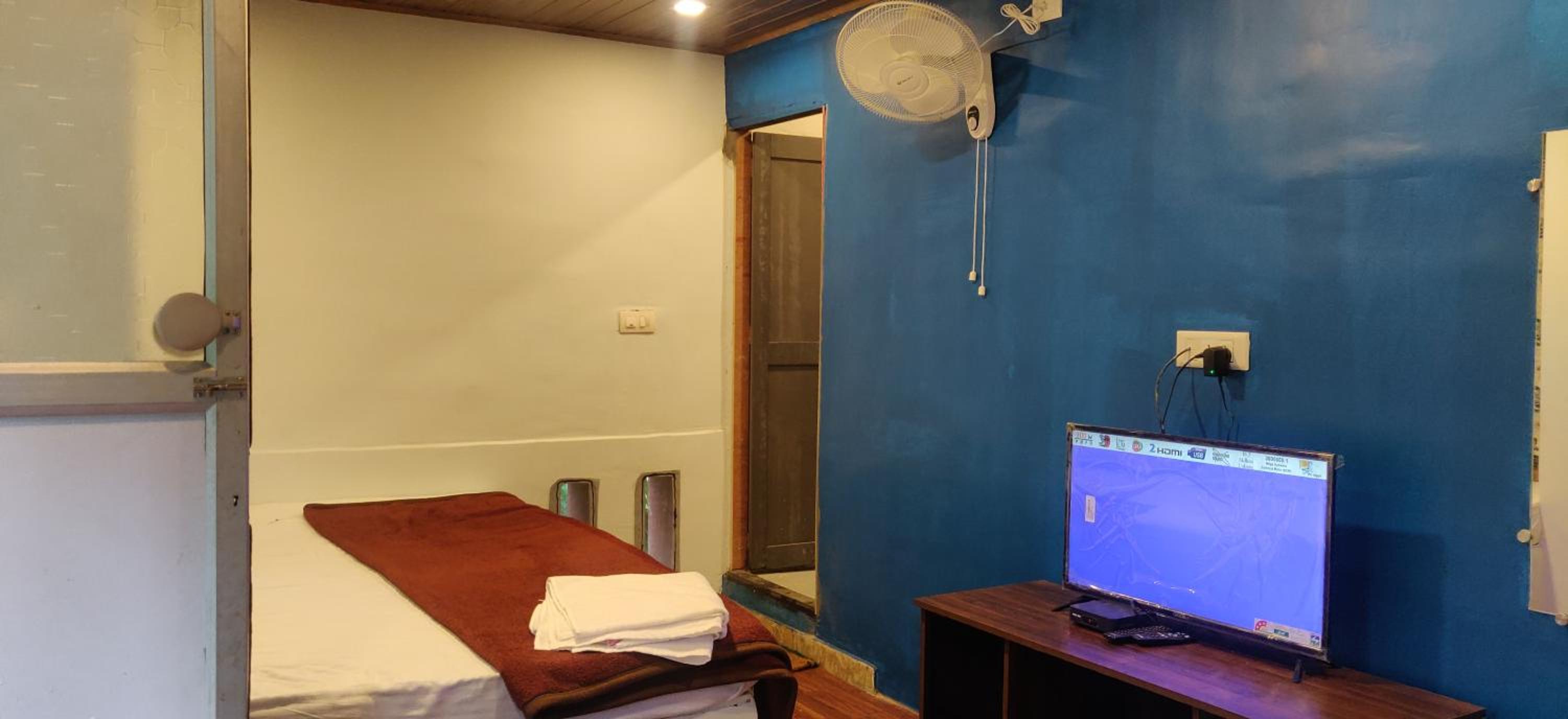 Superior King Room - Photo 4