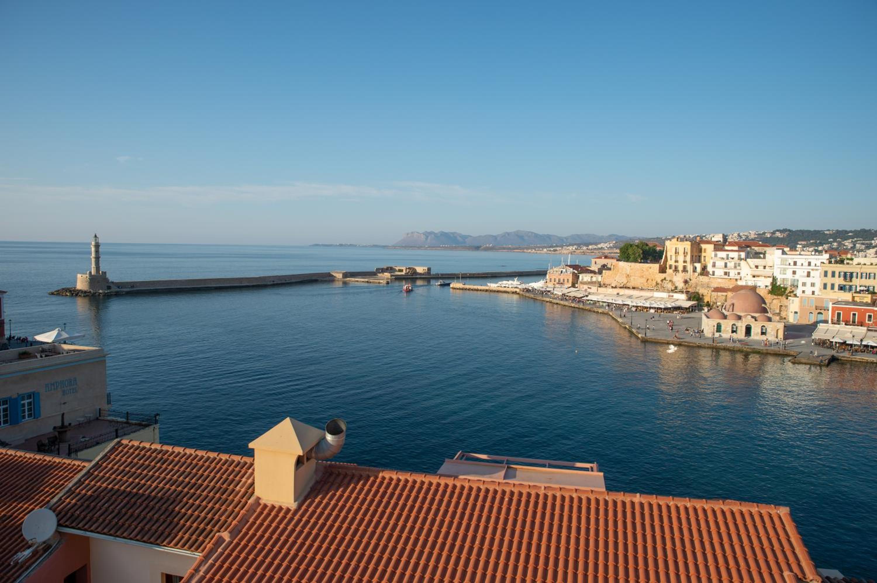 Double Room with Sea View - Photo 8