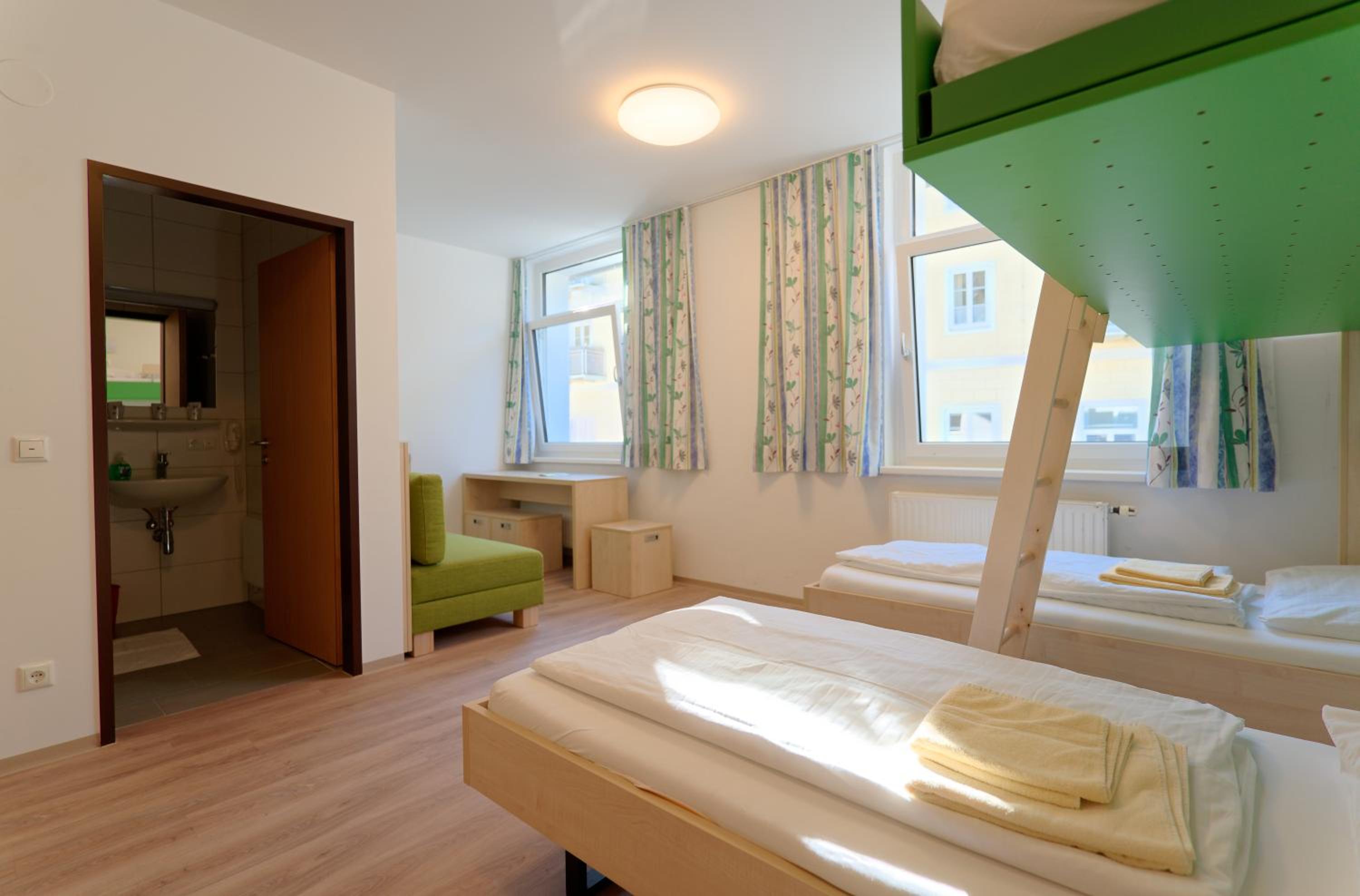 Standard Quadruple Room photo 1