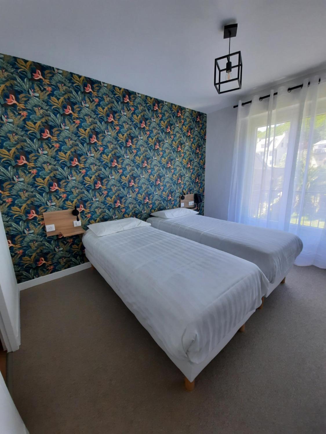 Twin Room - Photo 5
