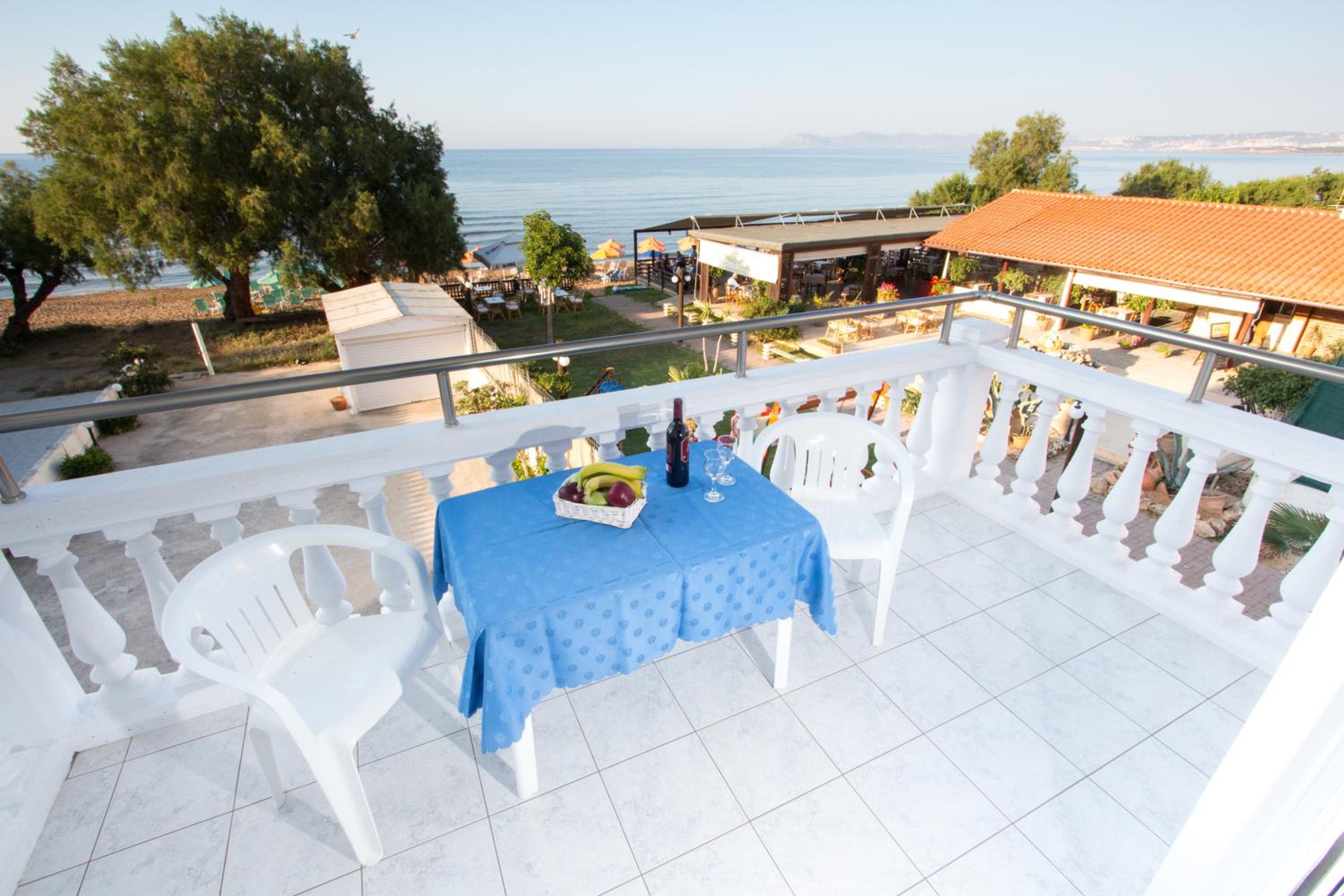 Studio with Sea View
