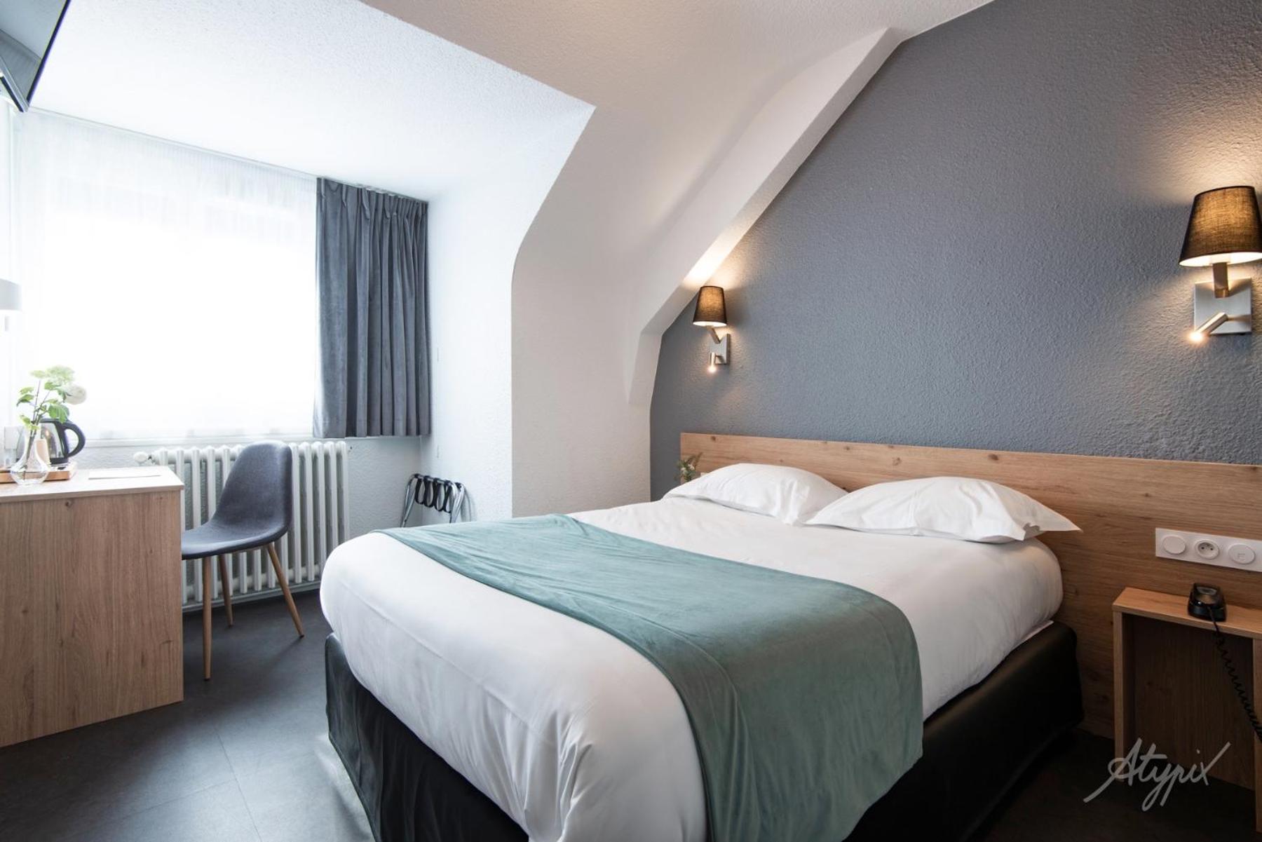 Standard Double Room - Photo 7