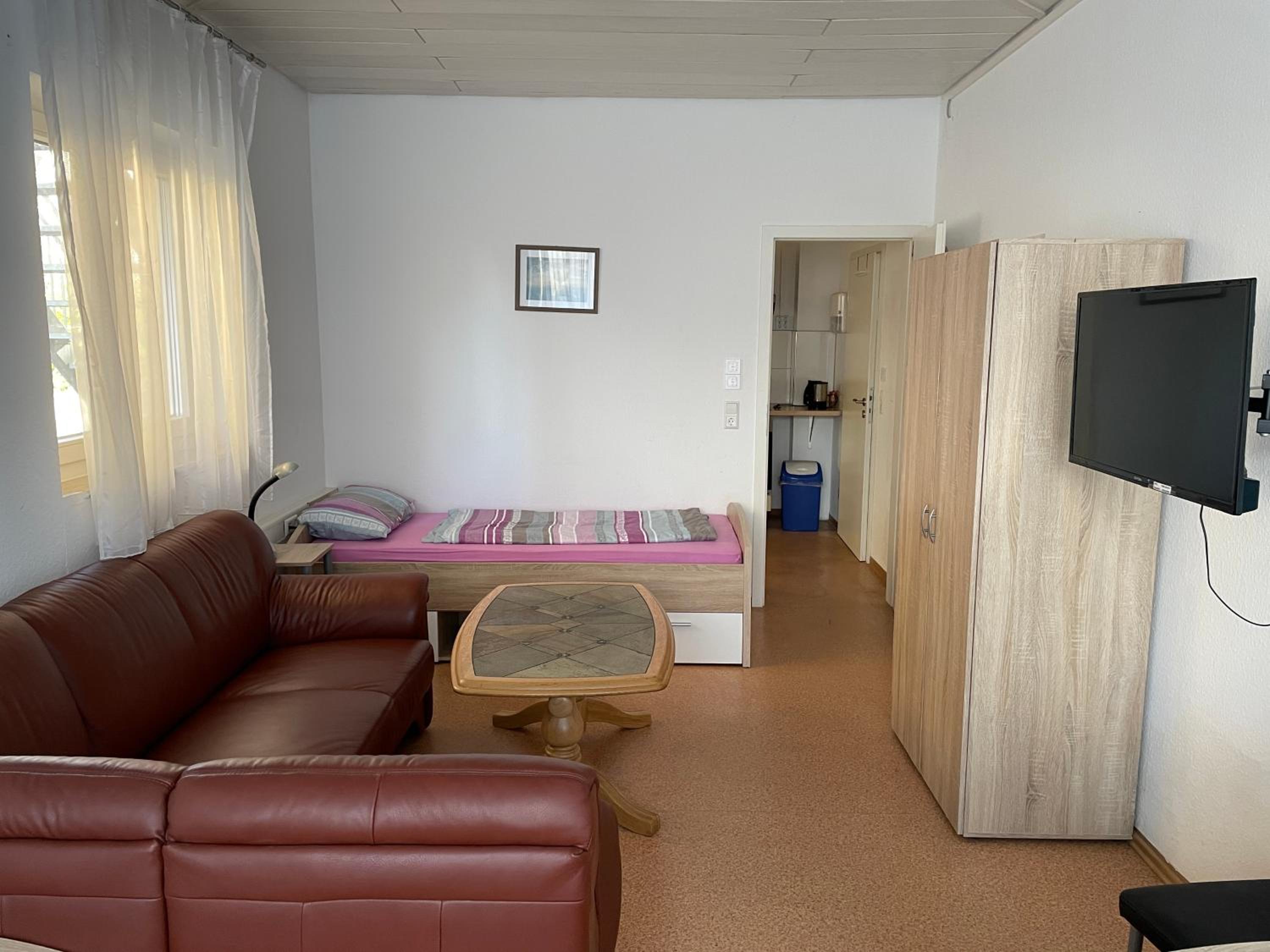 Triple Room with Shared Bathroom photo 1