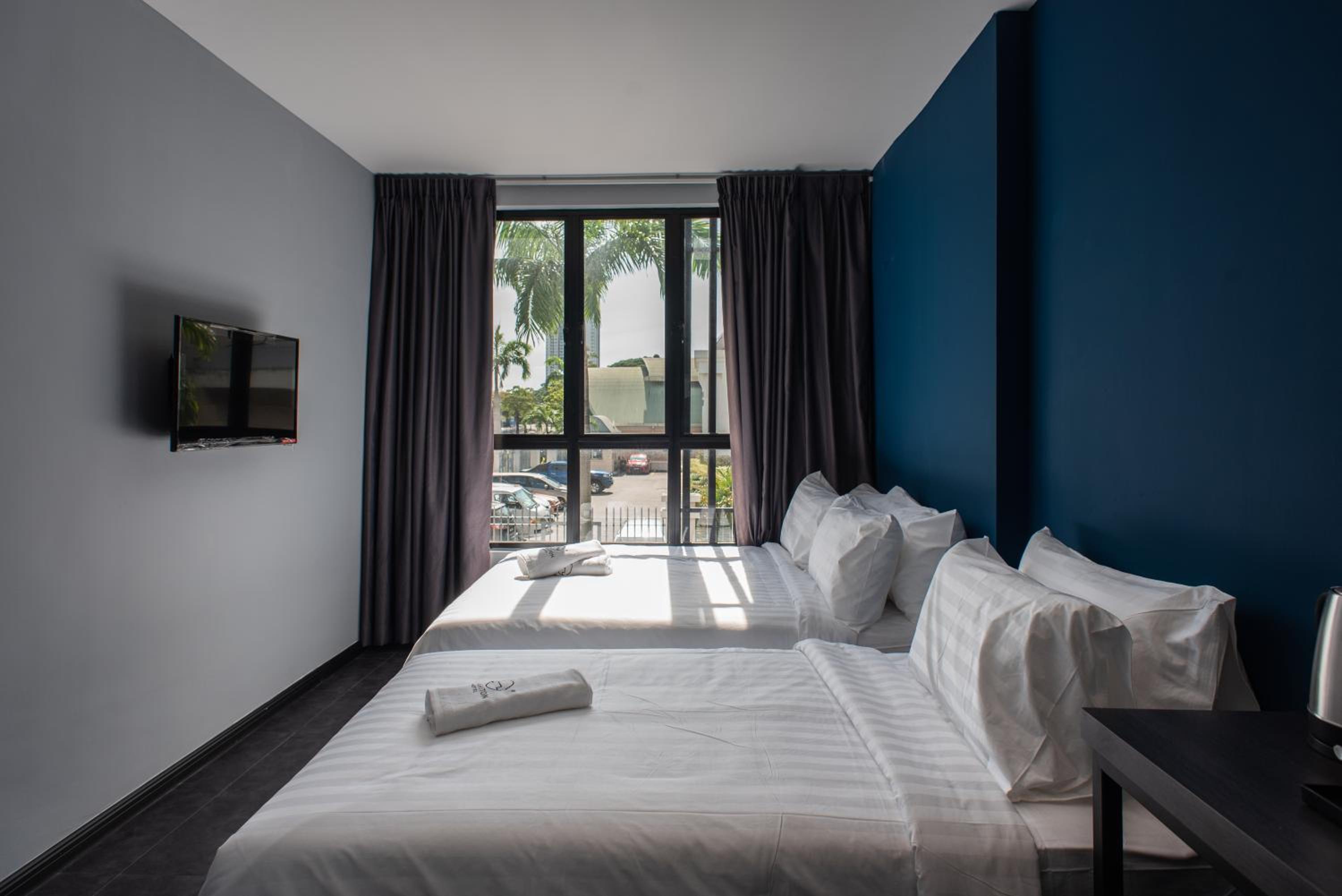 Deluxe Triple Room photo 2