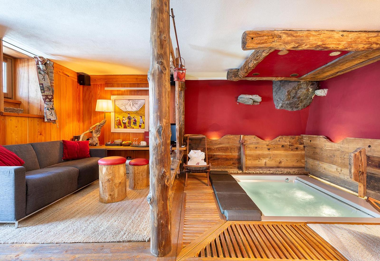Junior Suite With Spa Bath photo 1