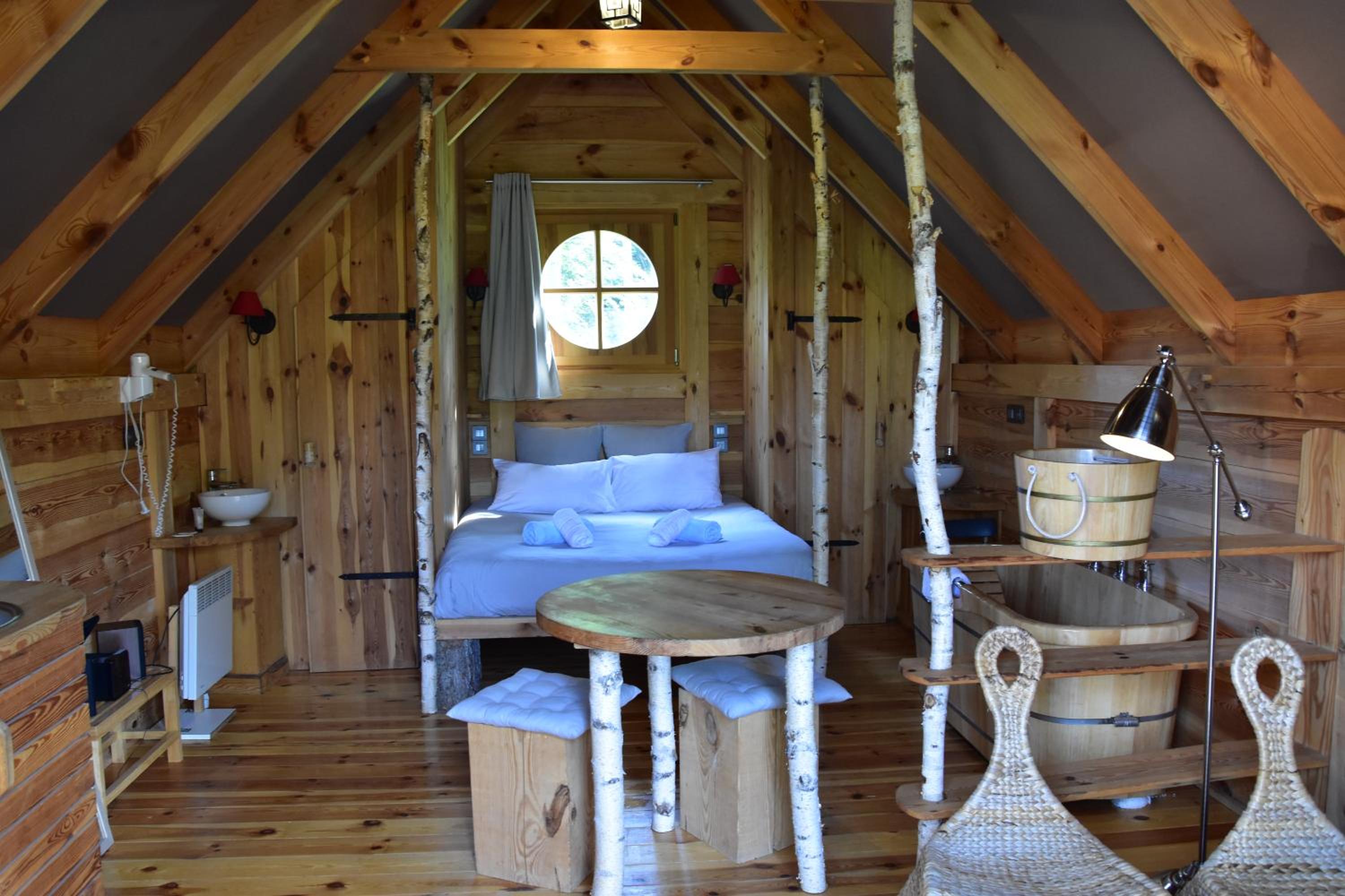Superior Cabin (2 Adults) photo 3
