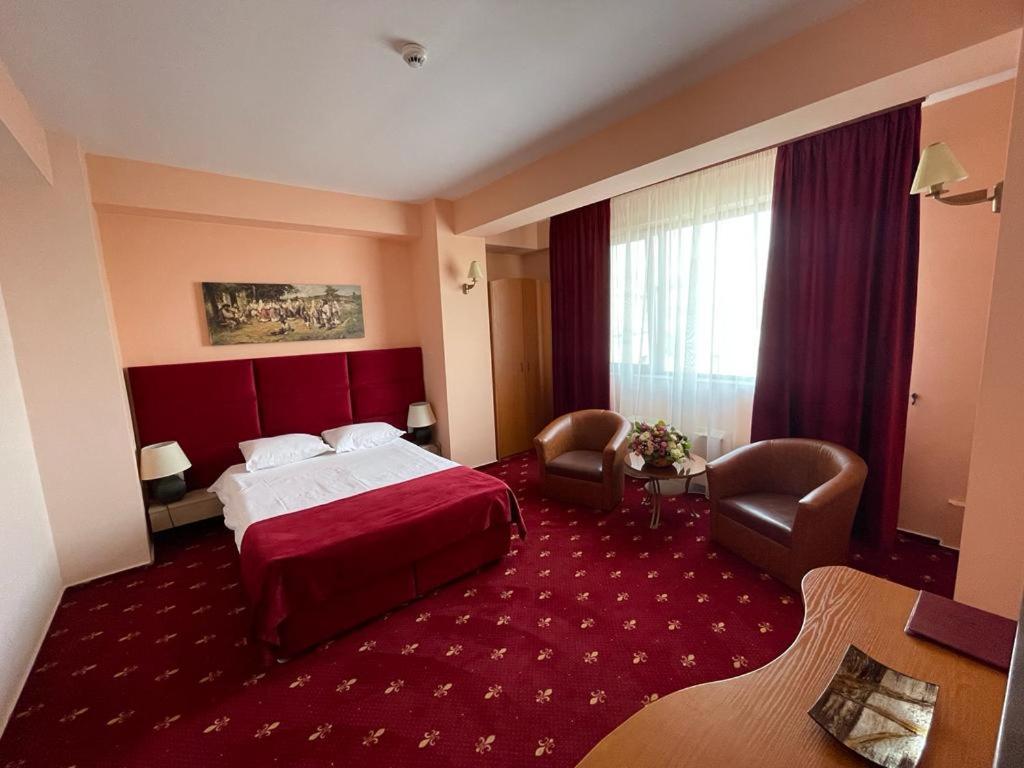 Double or Twin Room photo 2