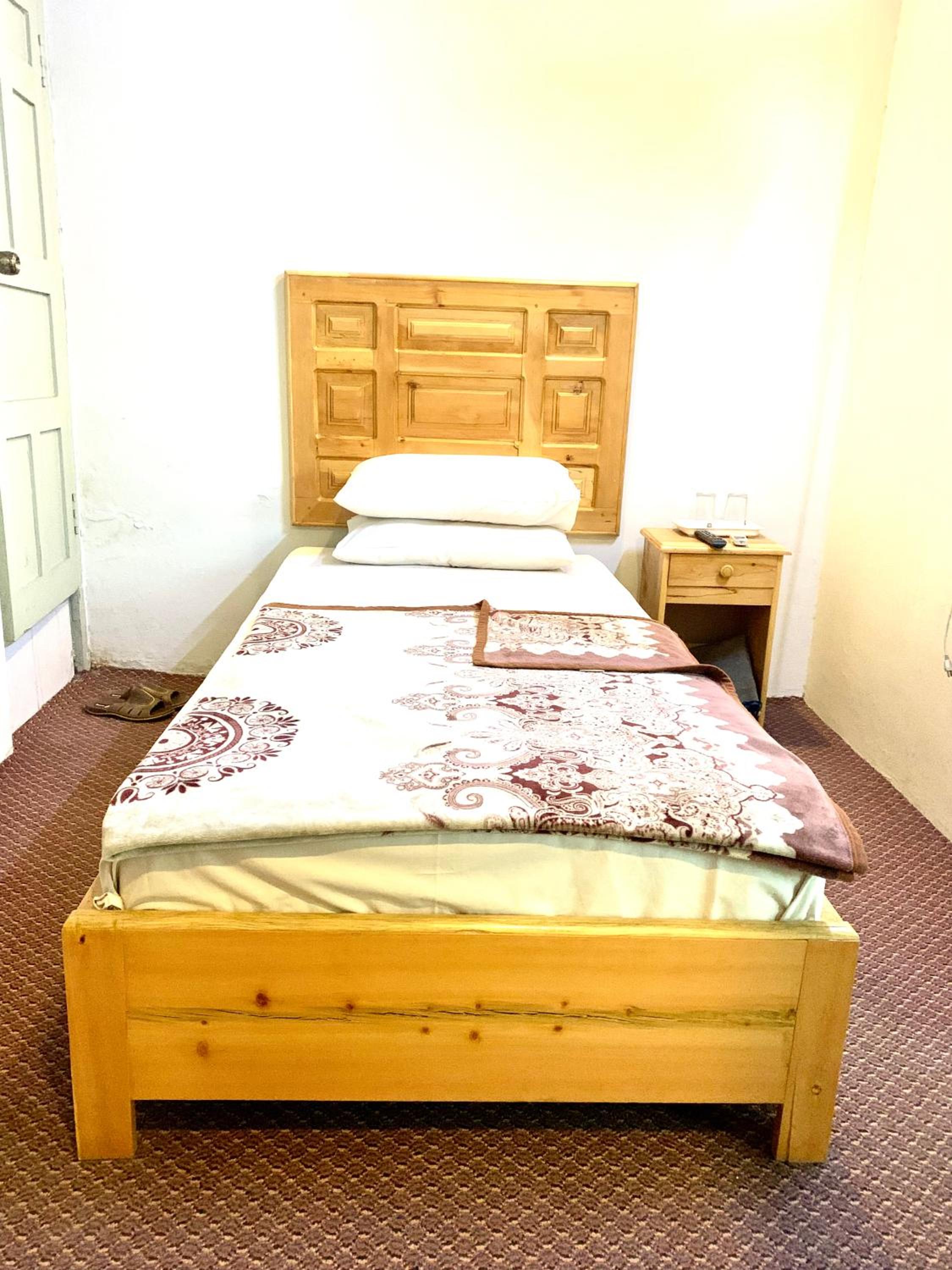 Deluxe Single Room