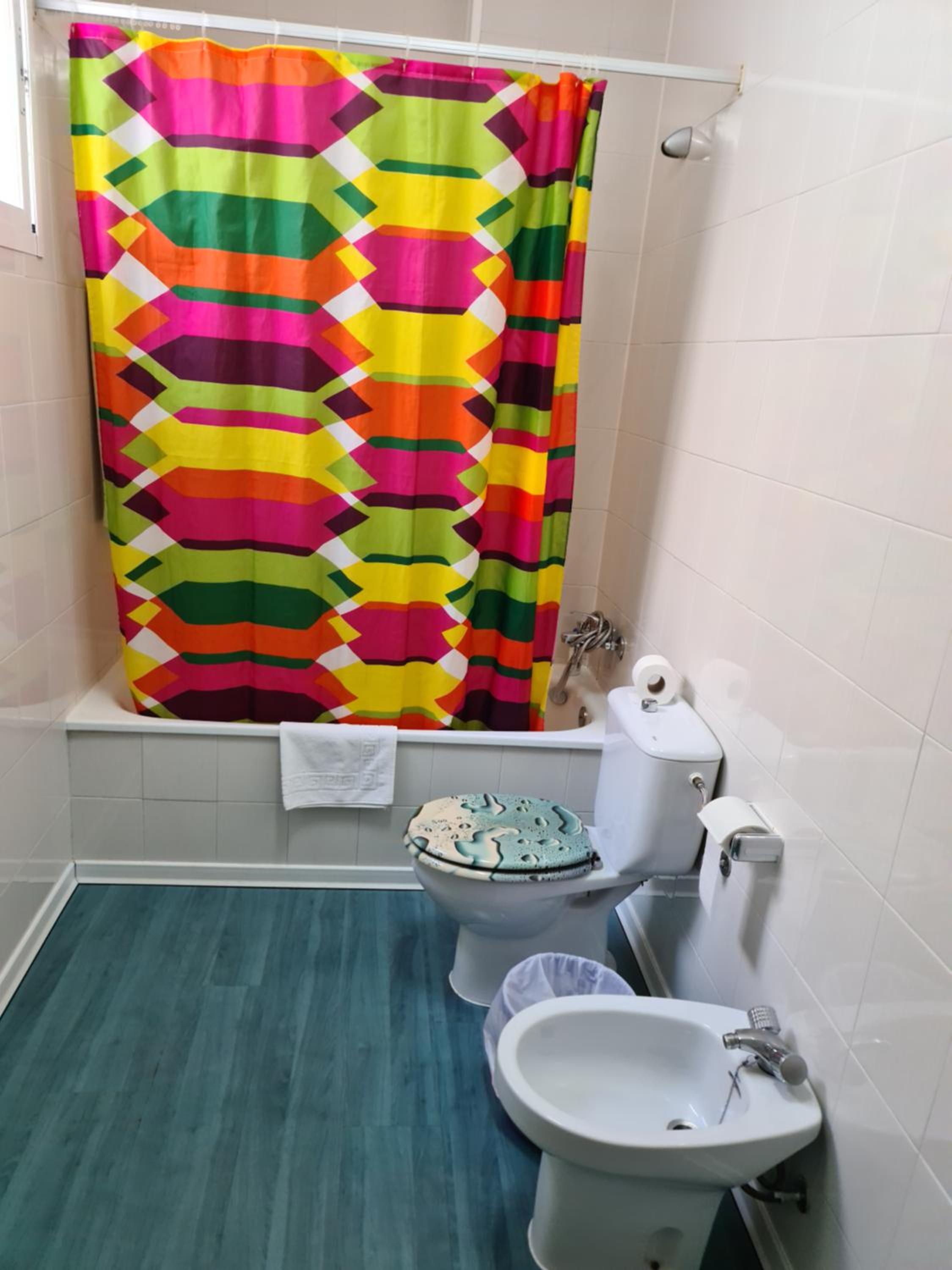 Double Room - Photo 8