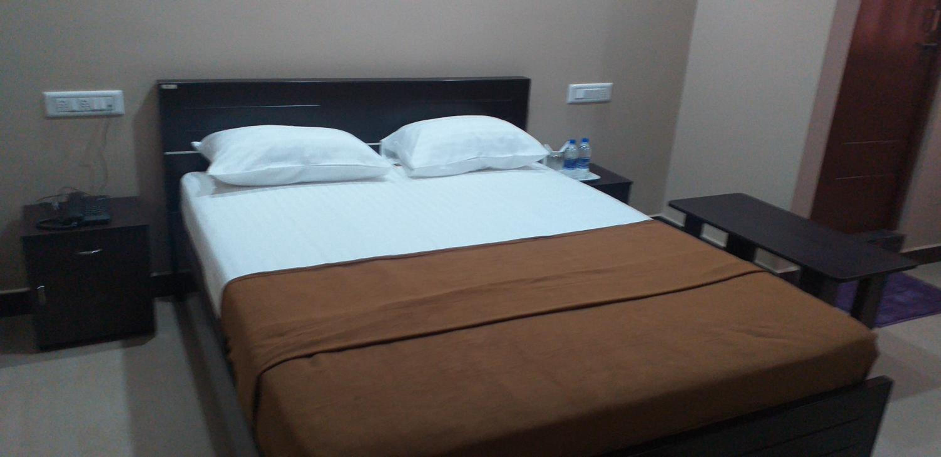 Standard Double Room - Photo 1