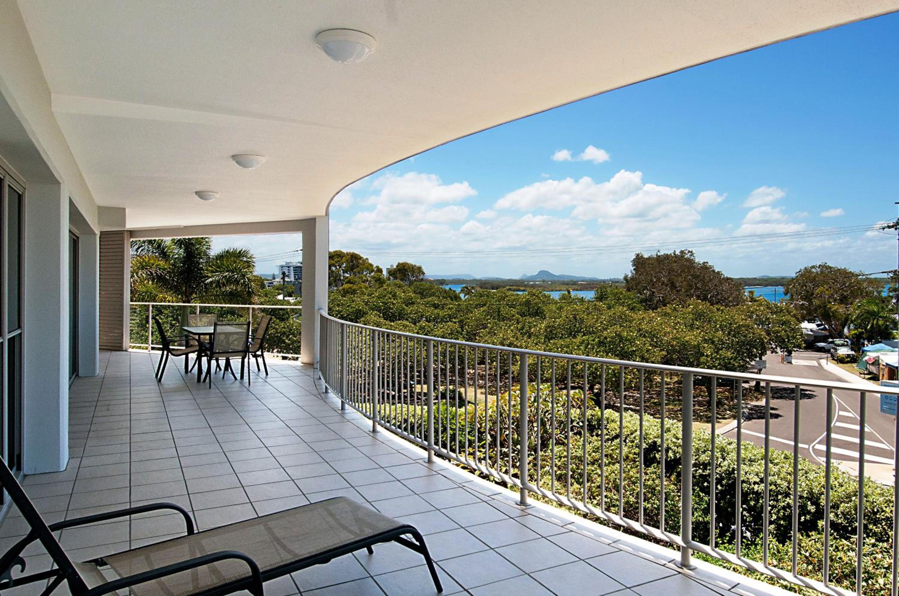One-Bedroom Suite with River View photo 2
